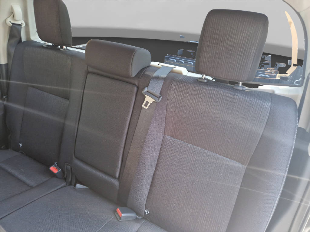TOYOTA Hilux Double Cab.-Pick-up 2.8 48038/004-image-10