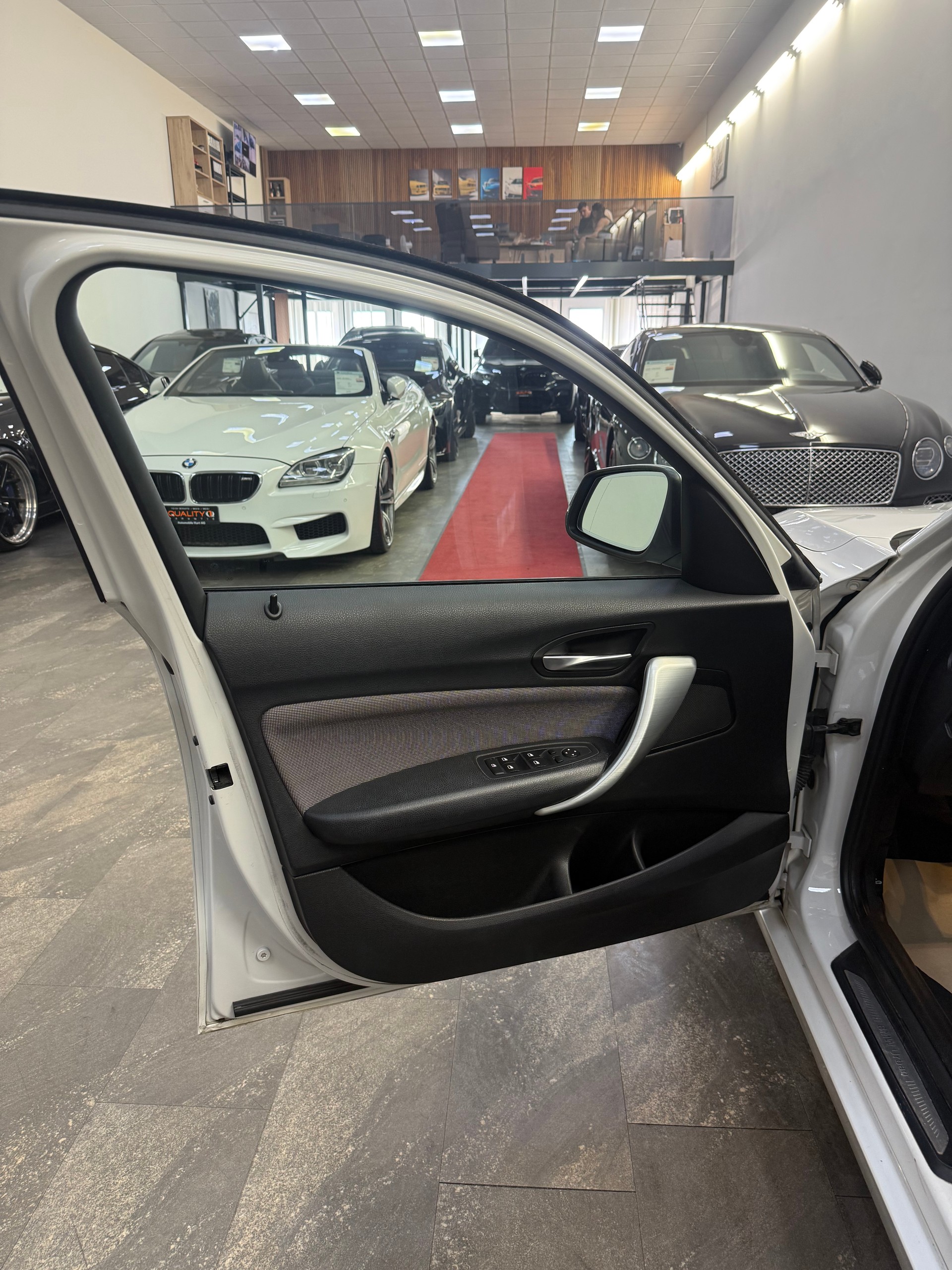 BMW 116i Urban Line-image-15