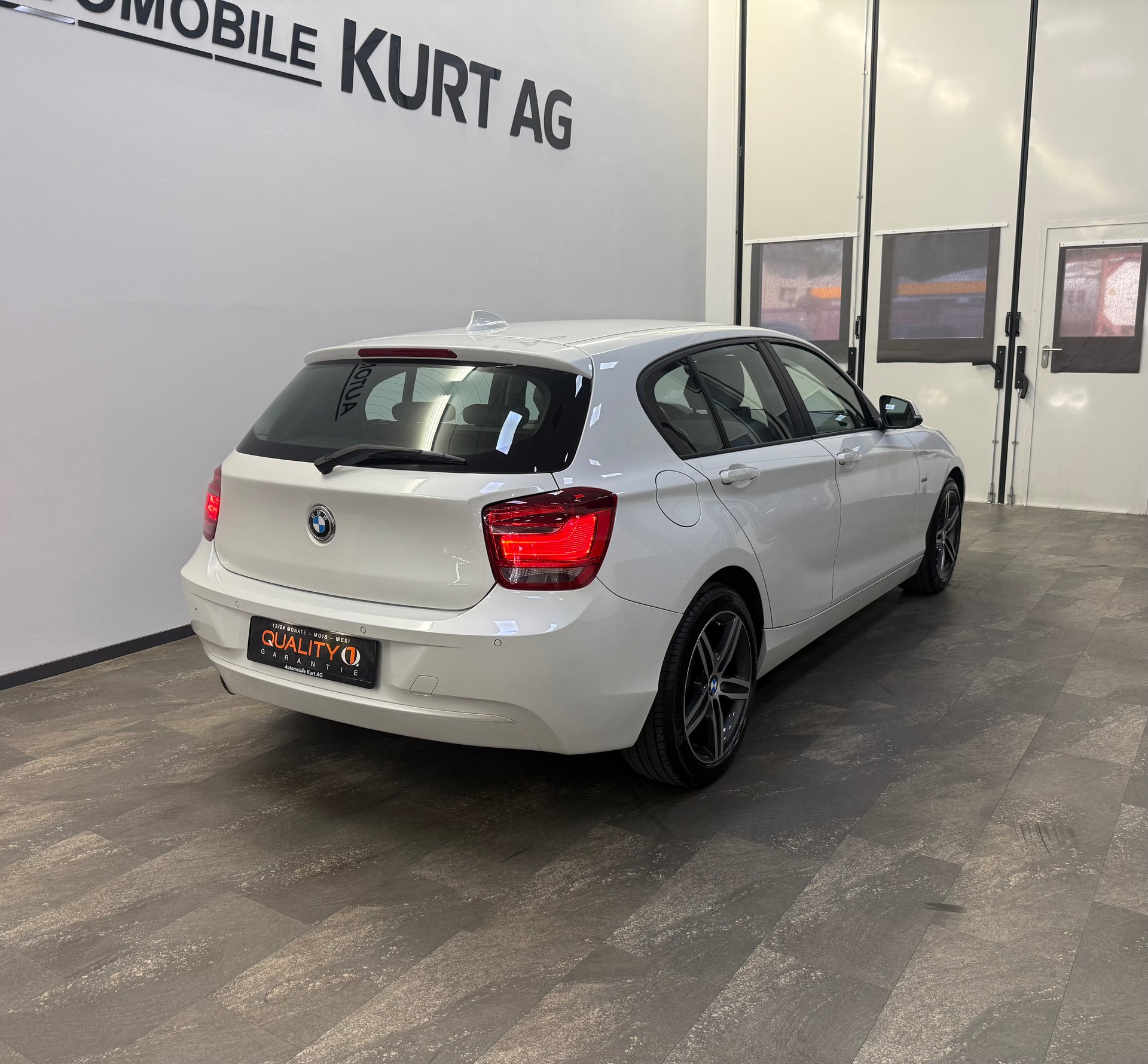 BMW 116i Urban Line-image-7