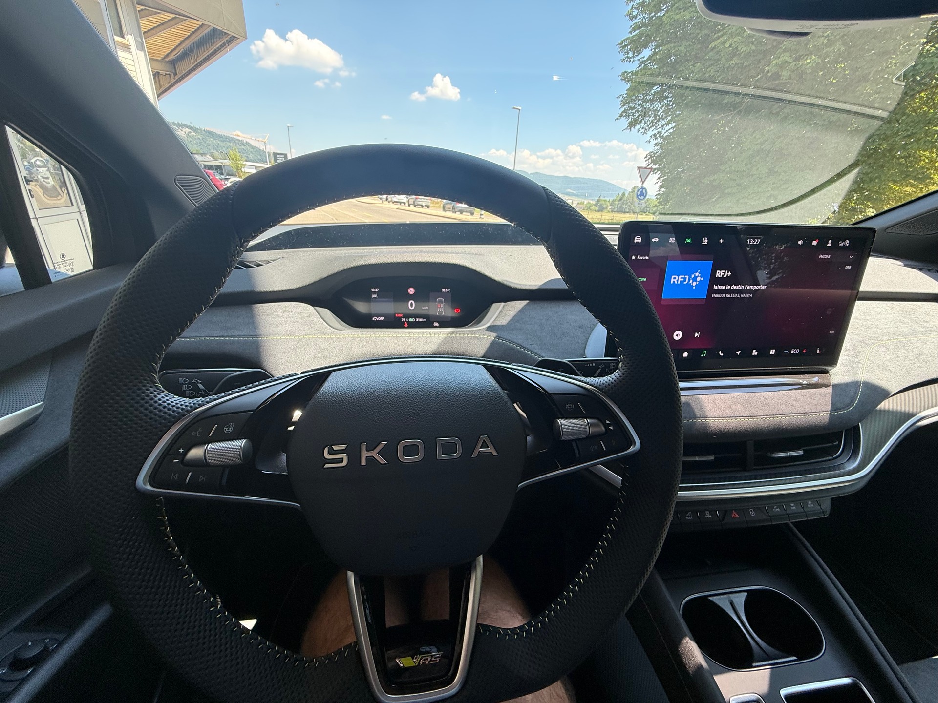 SKODA Elroq RS 4x4 MAXX-image-8