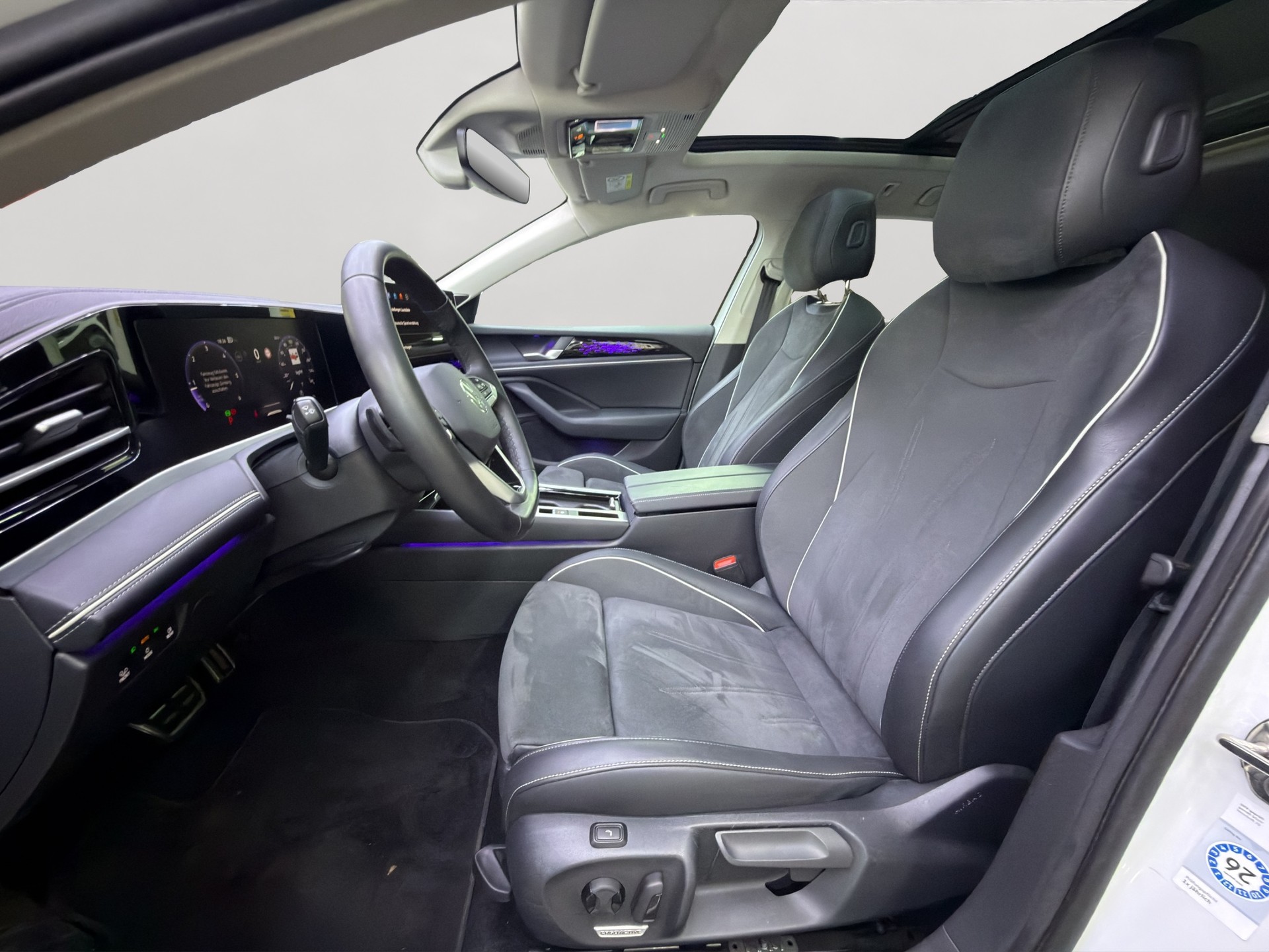 VW Passat Variant 2.0 TDI evo Elegance DSG-image-11