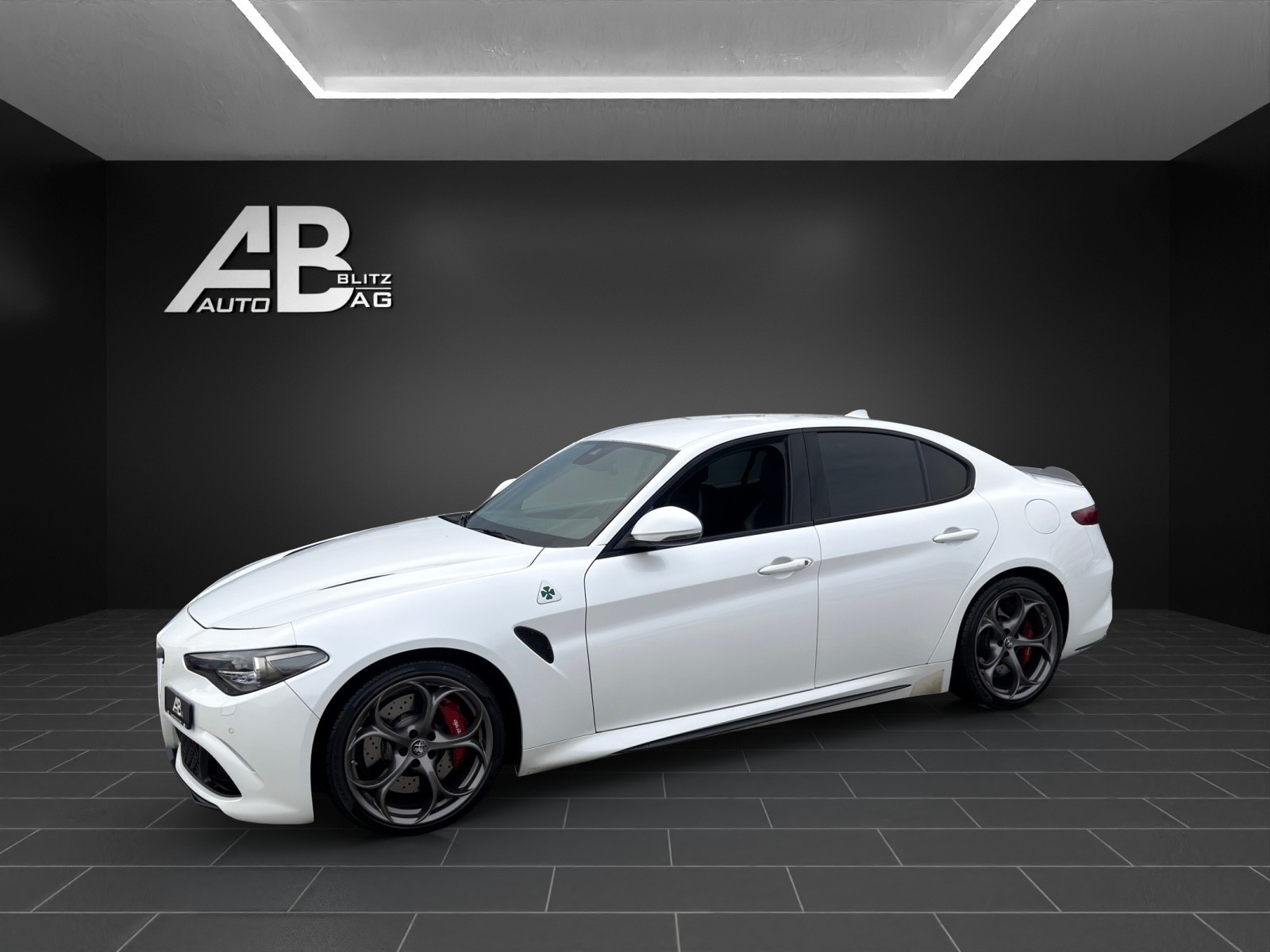 ALFA ROMEO Giulia 2.9 V6 Quadrifoglio Automatic mit 510 PS-image-1