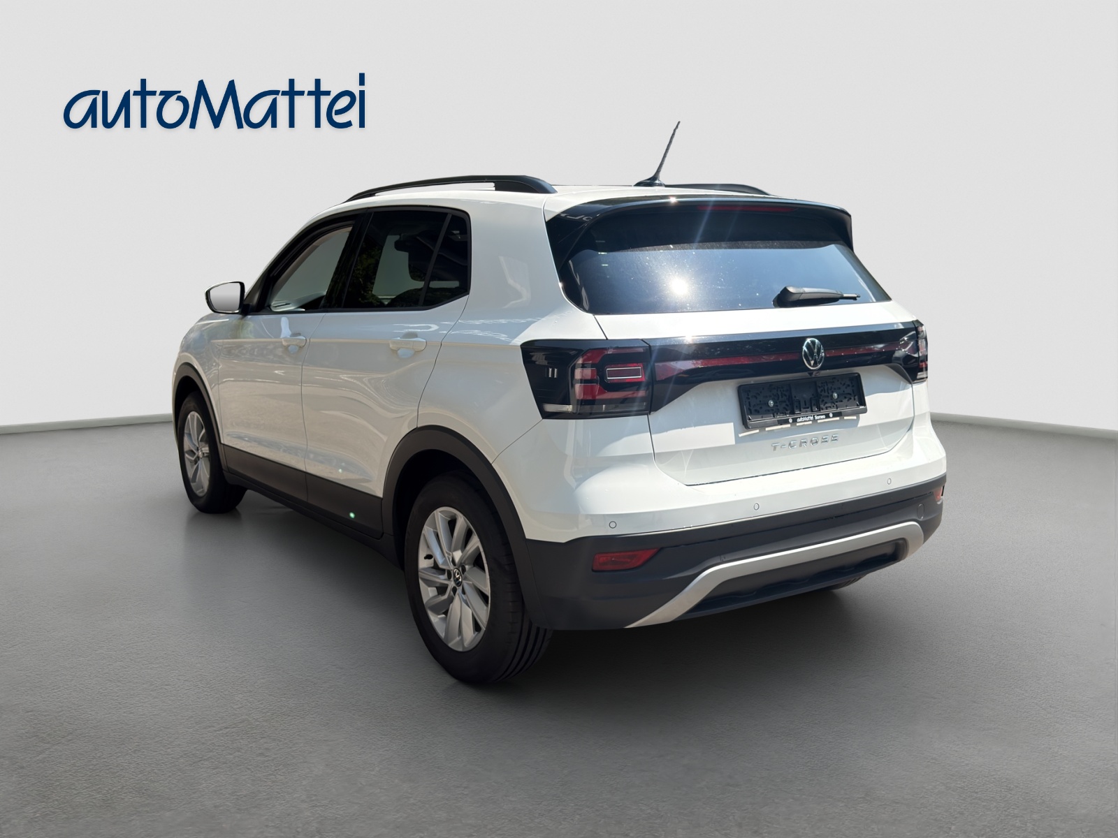 VW T-Cross 1.0 TSI Life-image-2