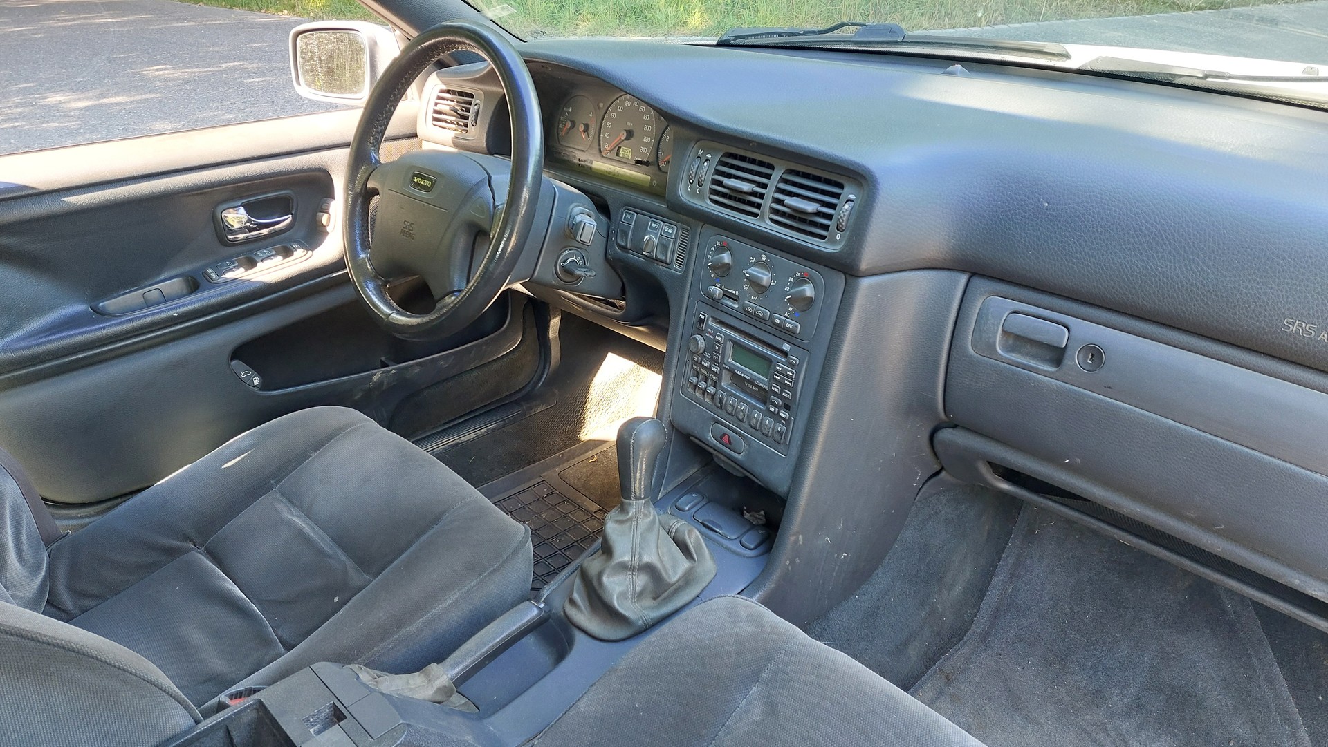 VOLVO V70 2.4 Viking-image-13