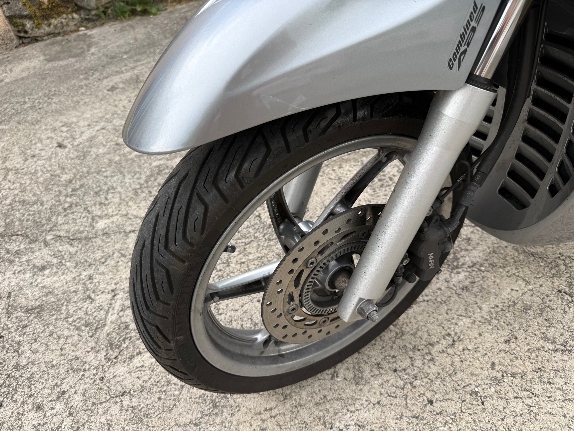 HONDA SH 300 i ABS-image-2