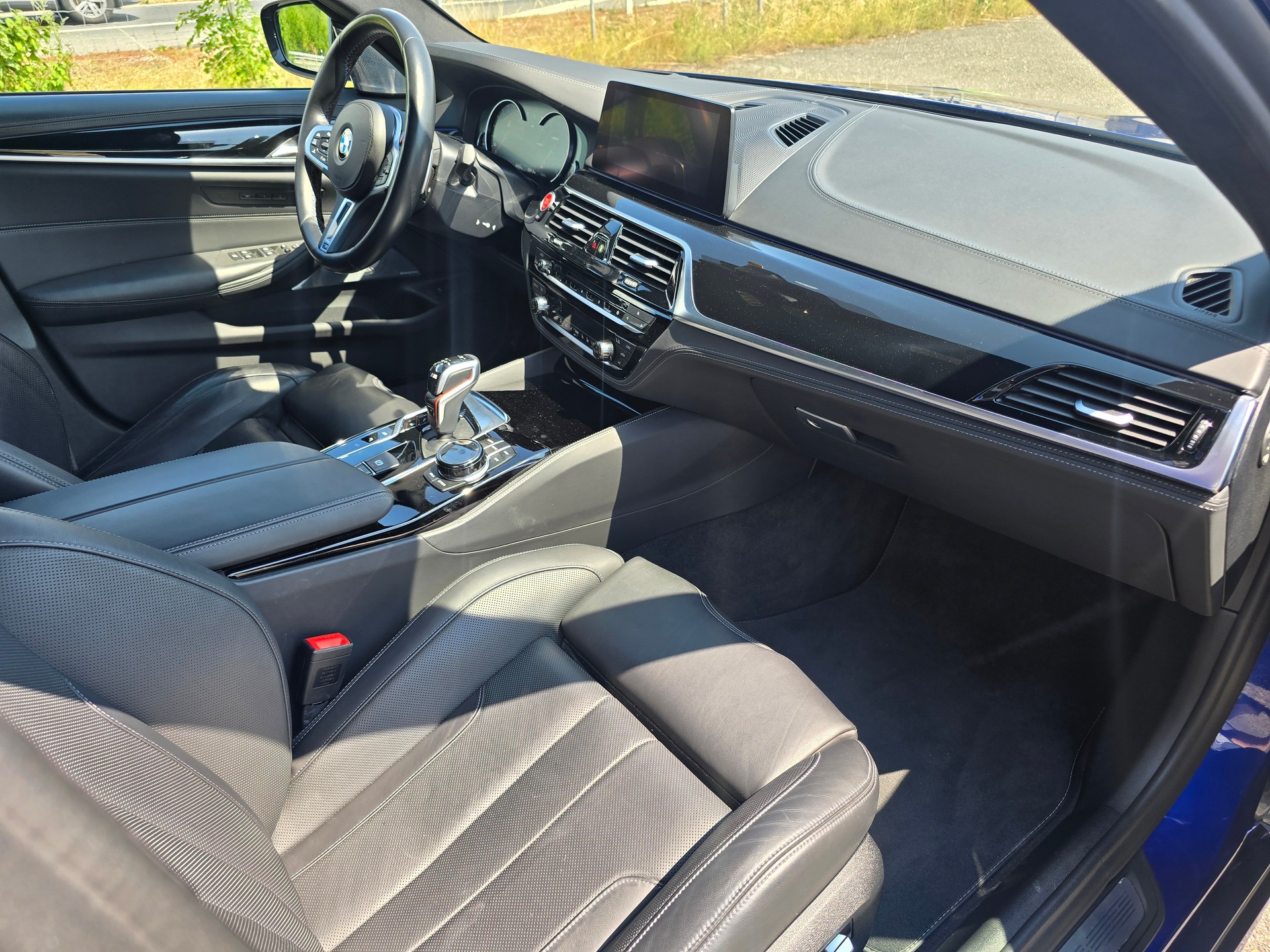 BMW M5 xDrive Competition TRACK PACK 305 KM/H-image-13