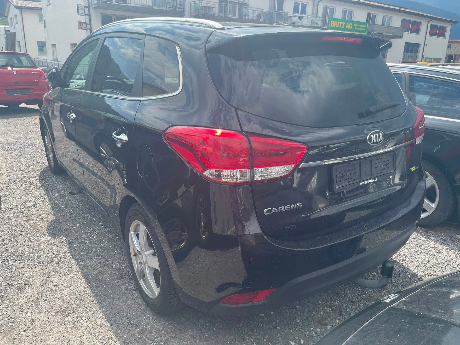 KIA Carens 1.7 CRDi Trend-image-3