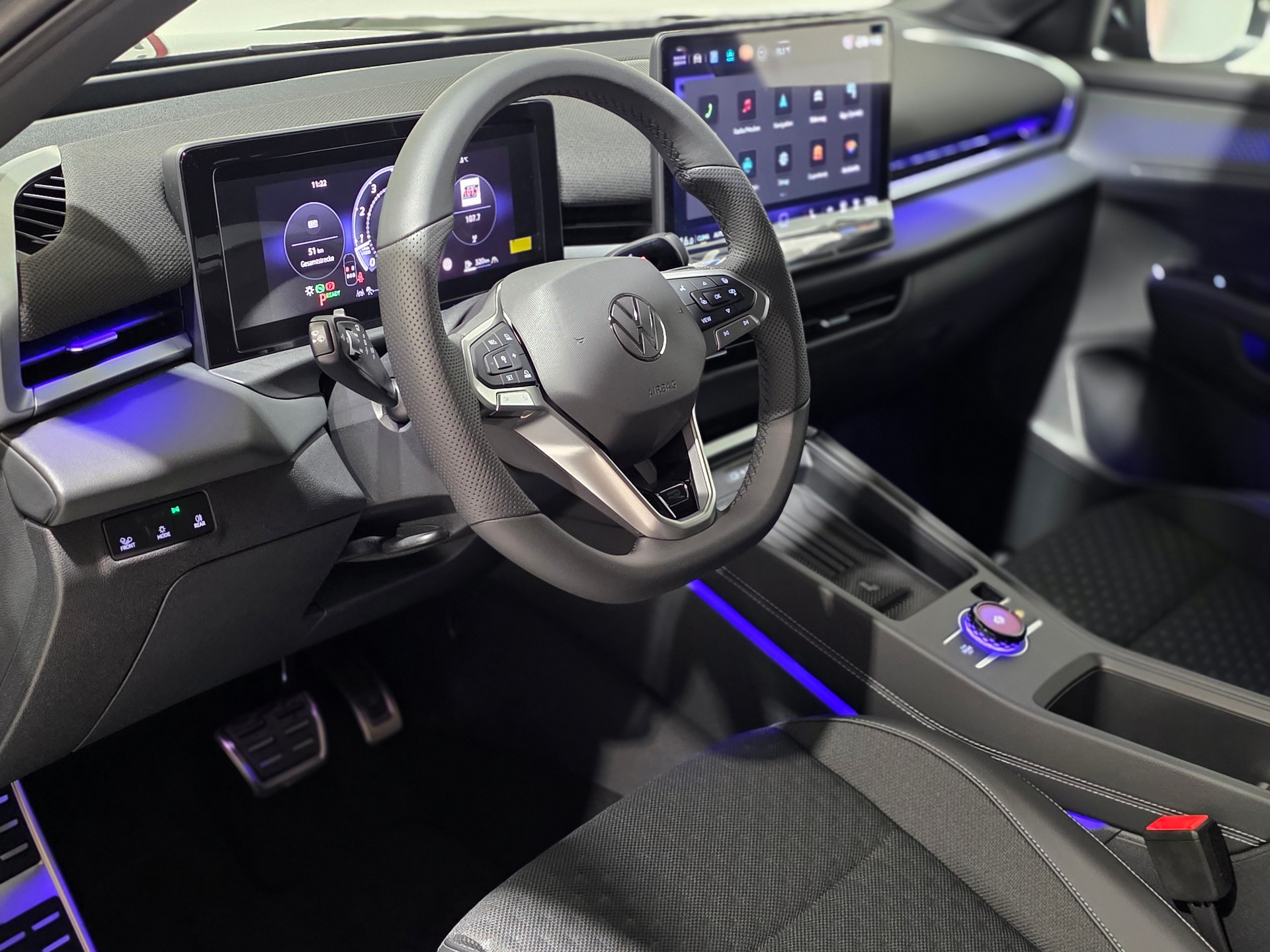 VW T-Roc 1.5 eTSI mHEV R-Line DSG-image-6