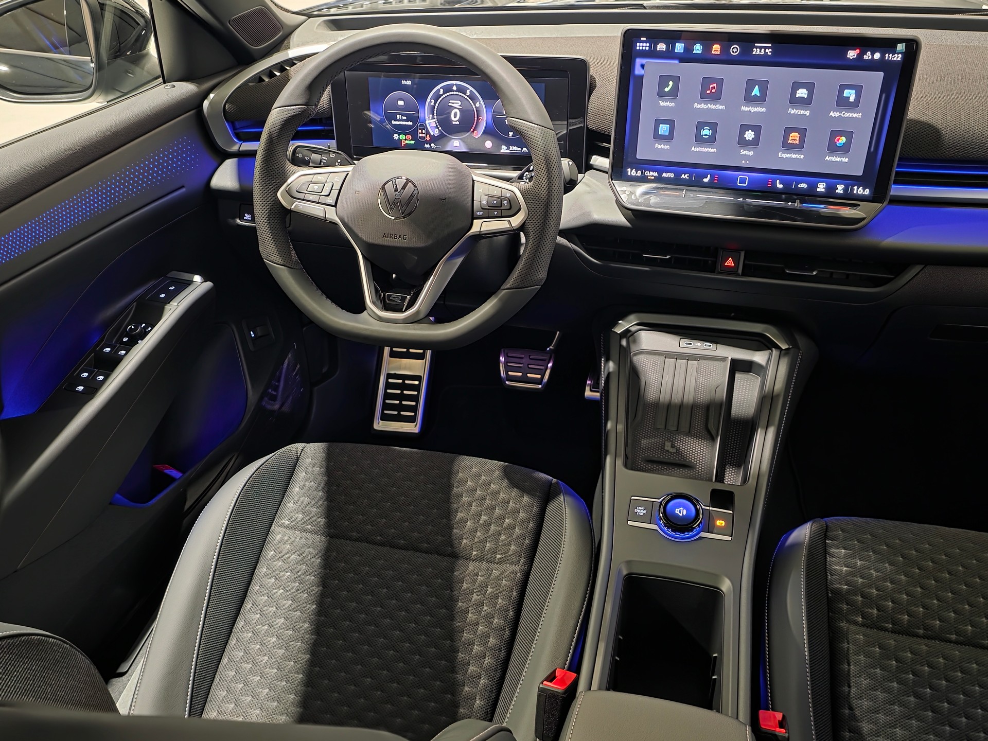 VW T-Roc 1.5 eTSI mHEV R-Line DSG-image-5
