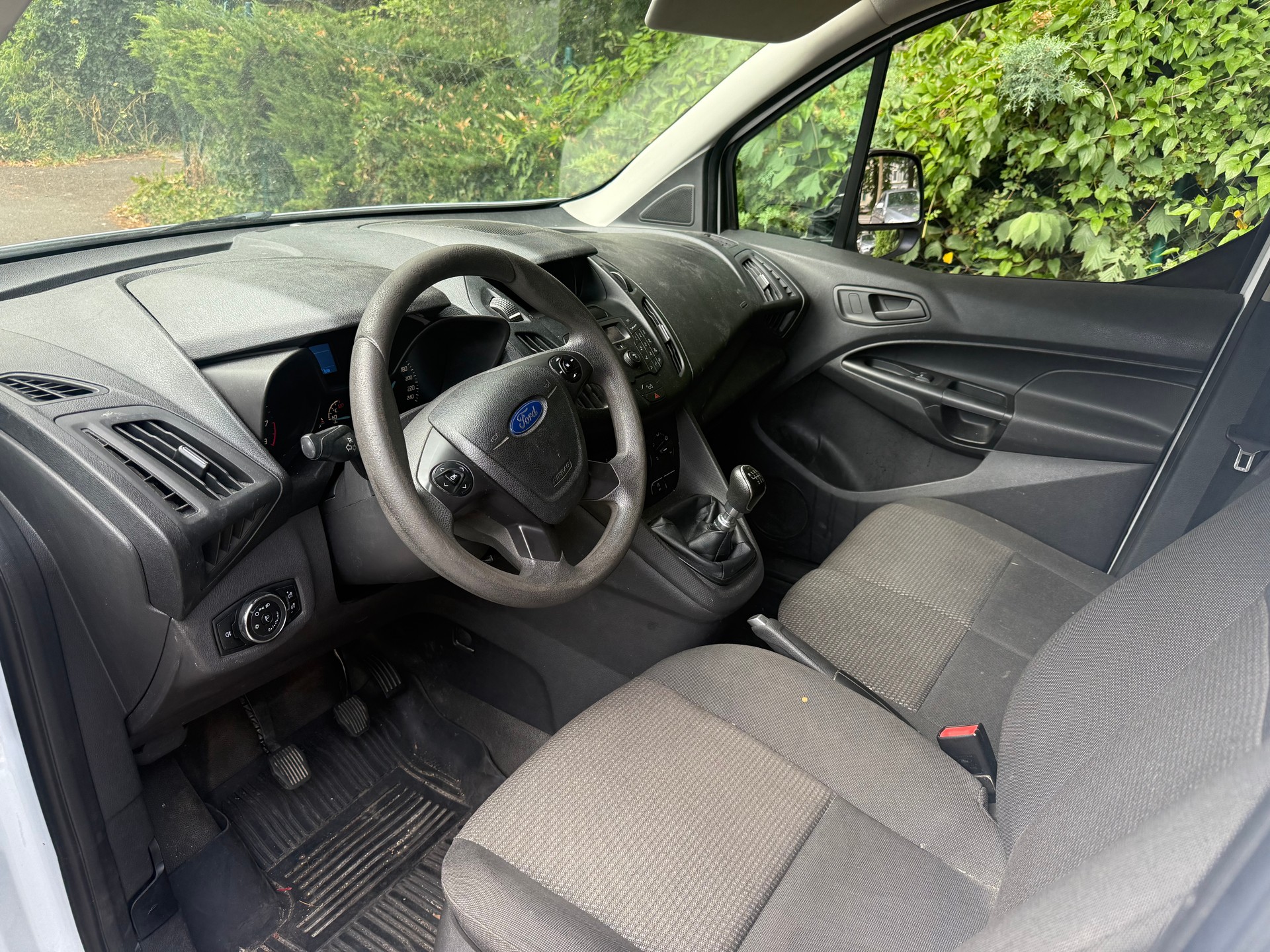 FORD Transit Connect Van T200 1.0 EcoBoost Trend-image-4