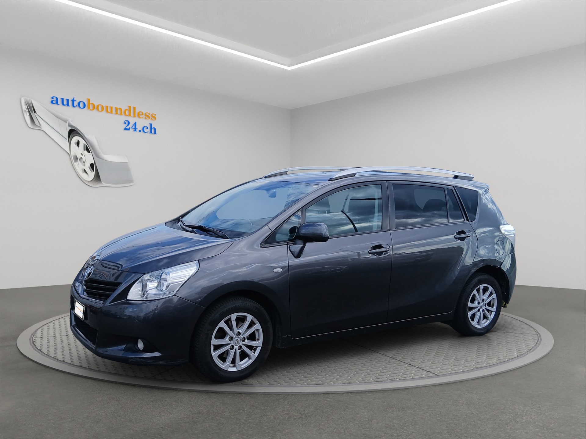 TOYOTA Verso 1.8 Linea Terra-image-1