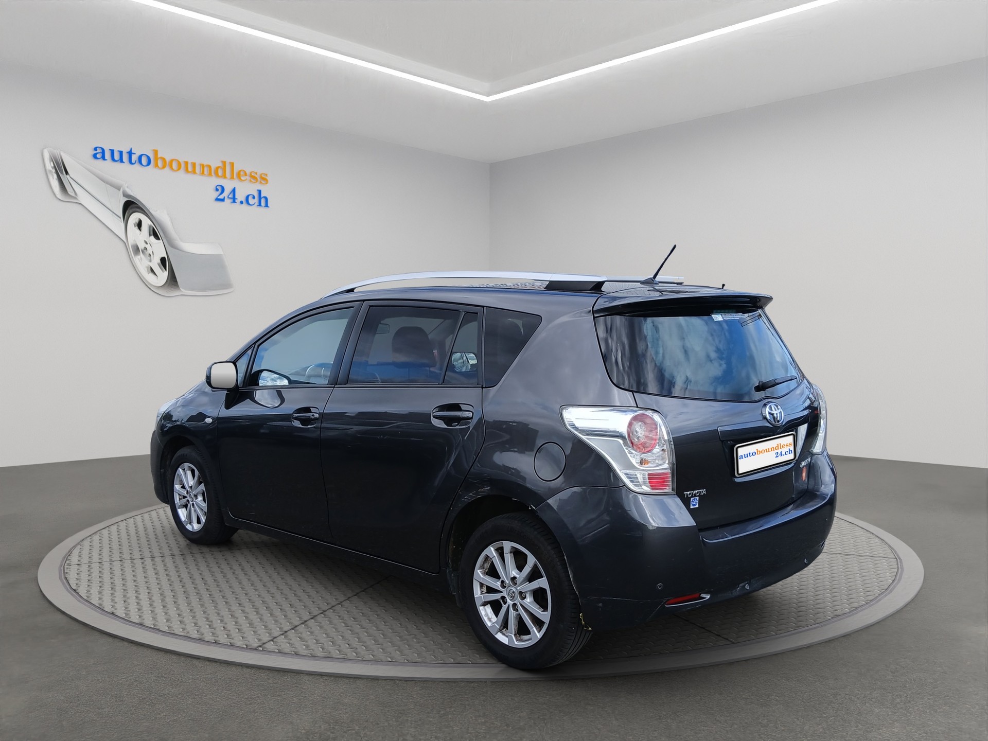 TOYOTA Verso 1.8 Linea Terra-image-10