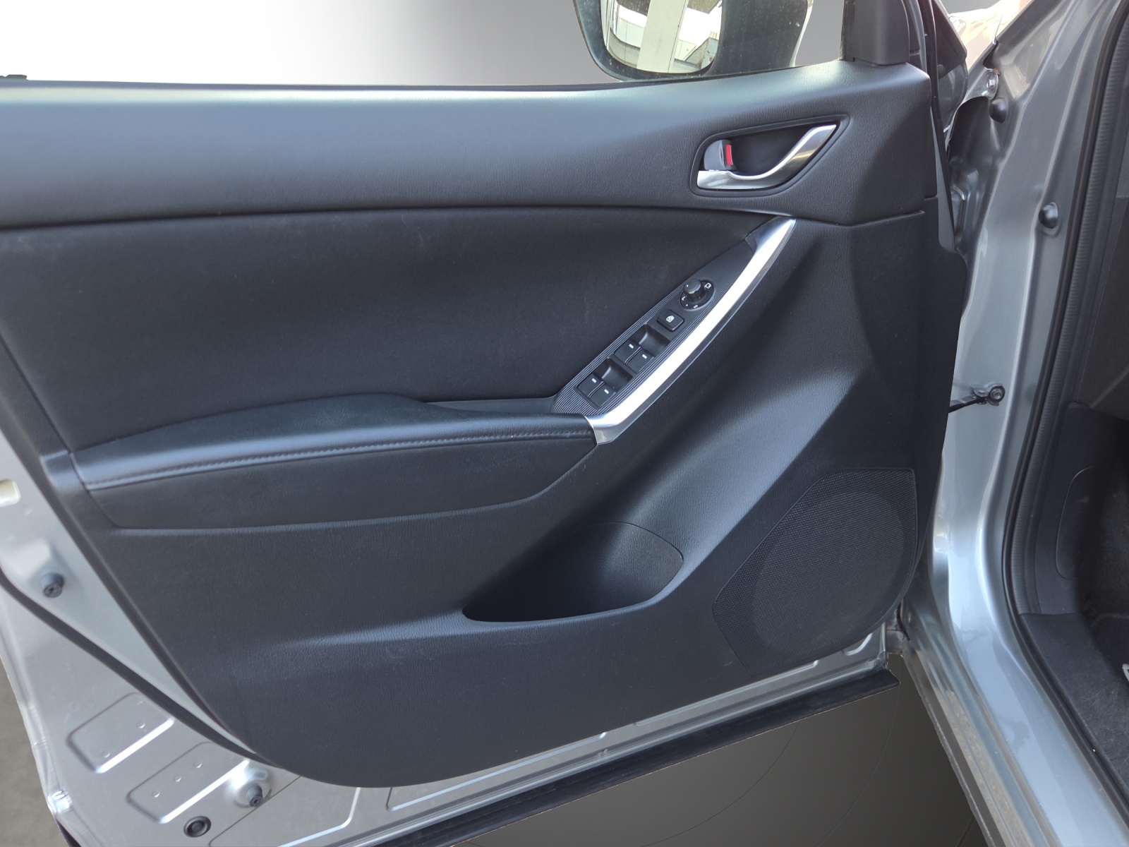 MAZDA CX-5 2.0 Ambition FWD-image-14