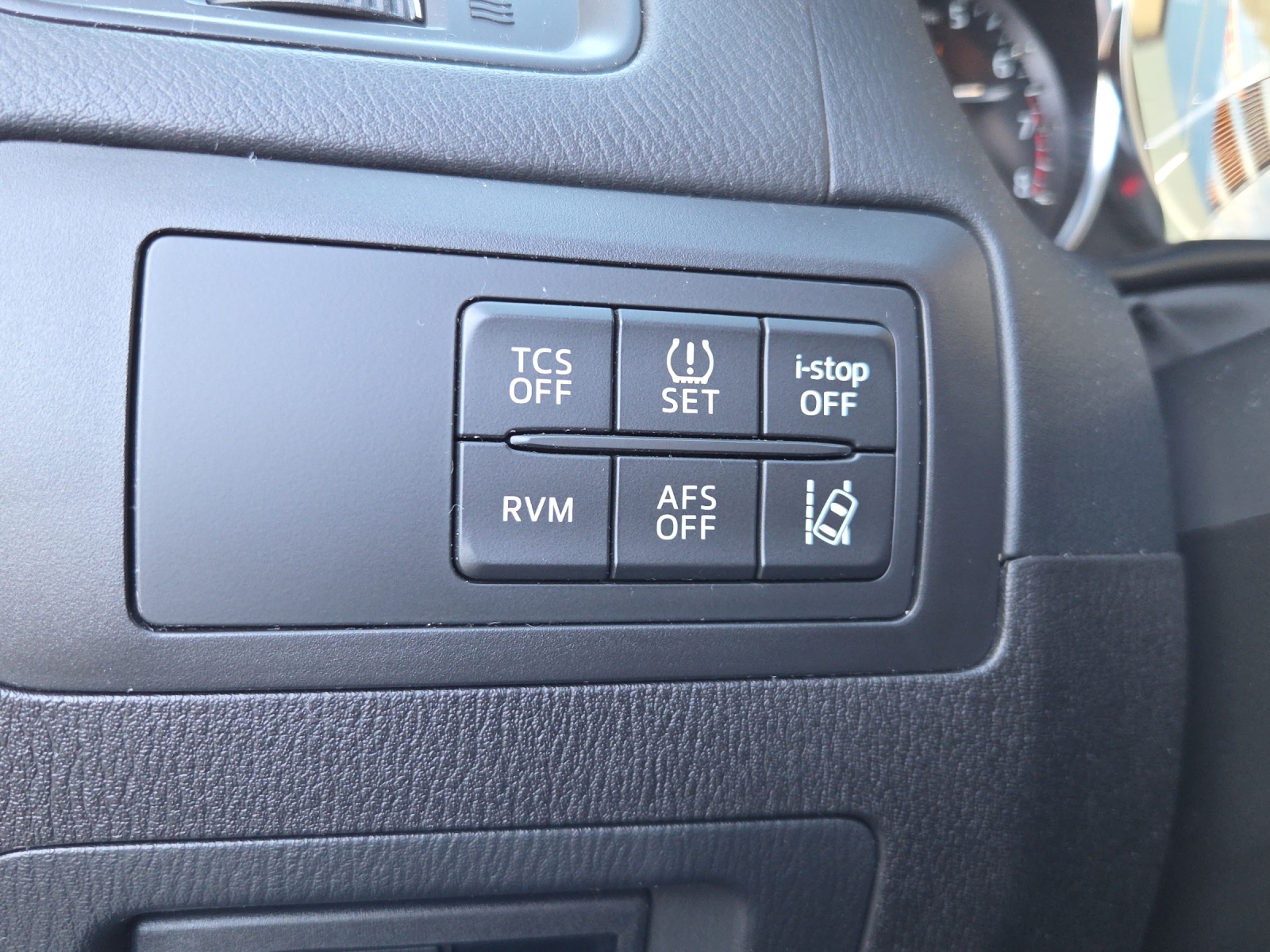 MAZDA CX-5 2.0 Ambition FWD-image-15