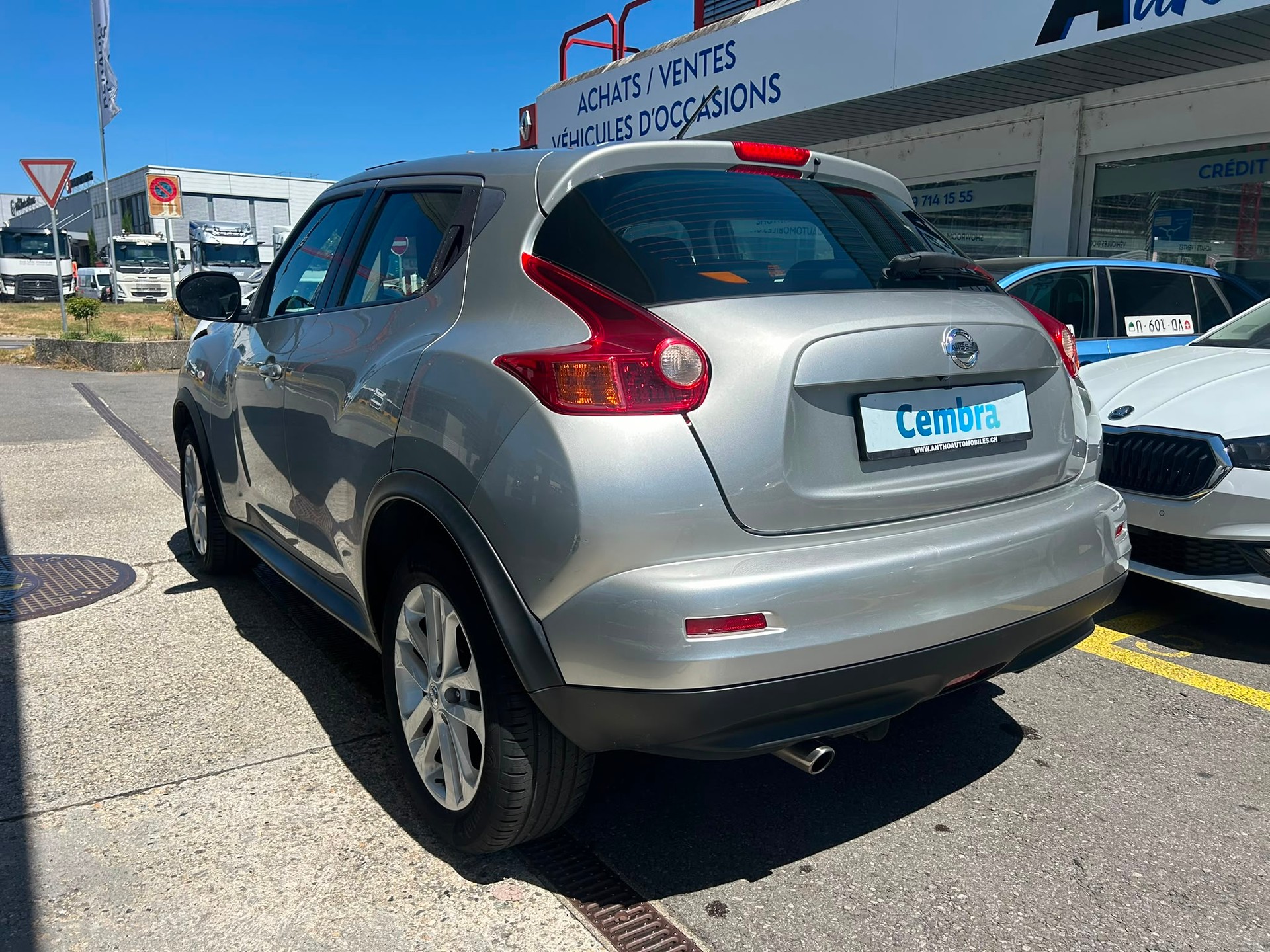 NISSAN Juke 1.6 visia-image-2