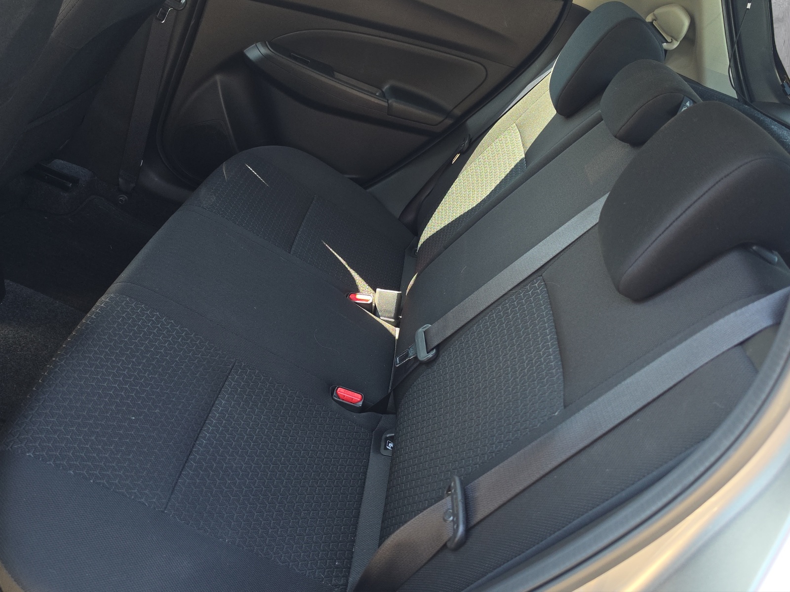 SUZUKI Swift 1.2 Compact Top 4x4 Hybrid-image-9