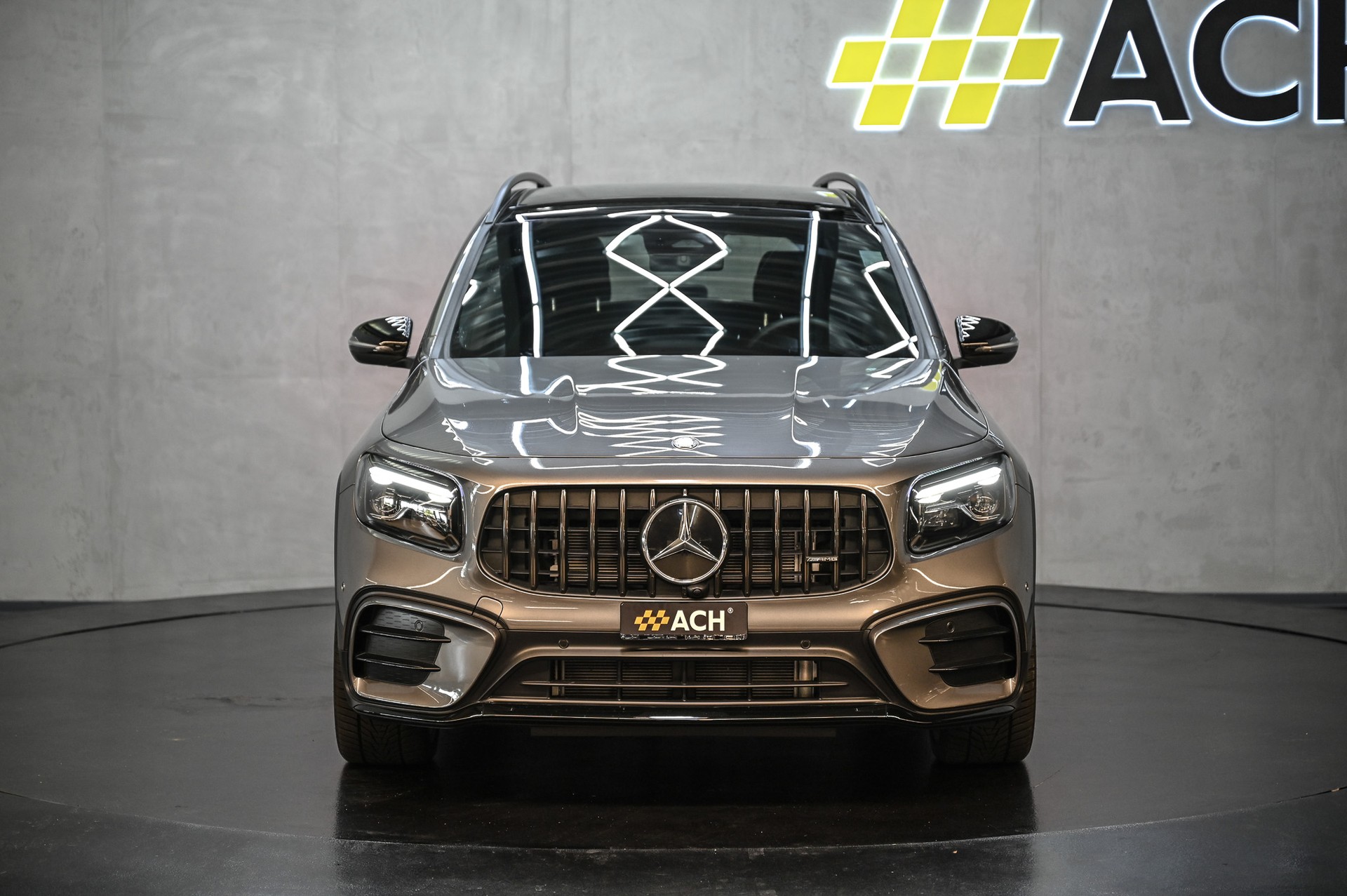 MERCEDES-BENZ GLB 35 AMG 4matic-showroom-element-1