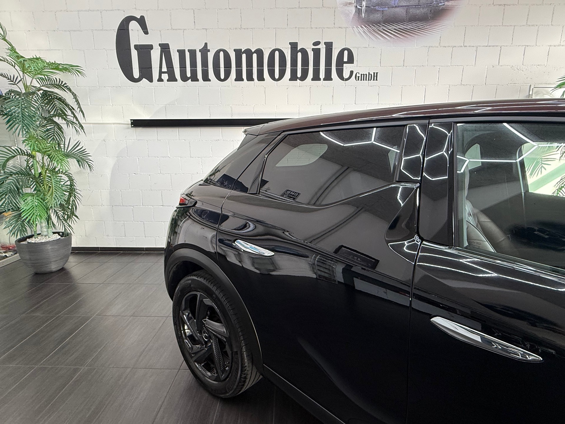 DS AUTOMOBILES DS 3 Crossback 1.2 PureTech La Première EAT8-image-3