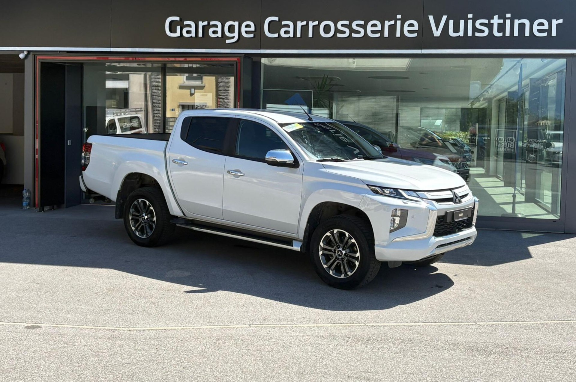MITSUBISHI L200 D-Cab Pick-up 2.2 DID 4x4 Style