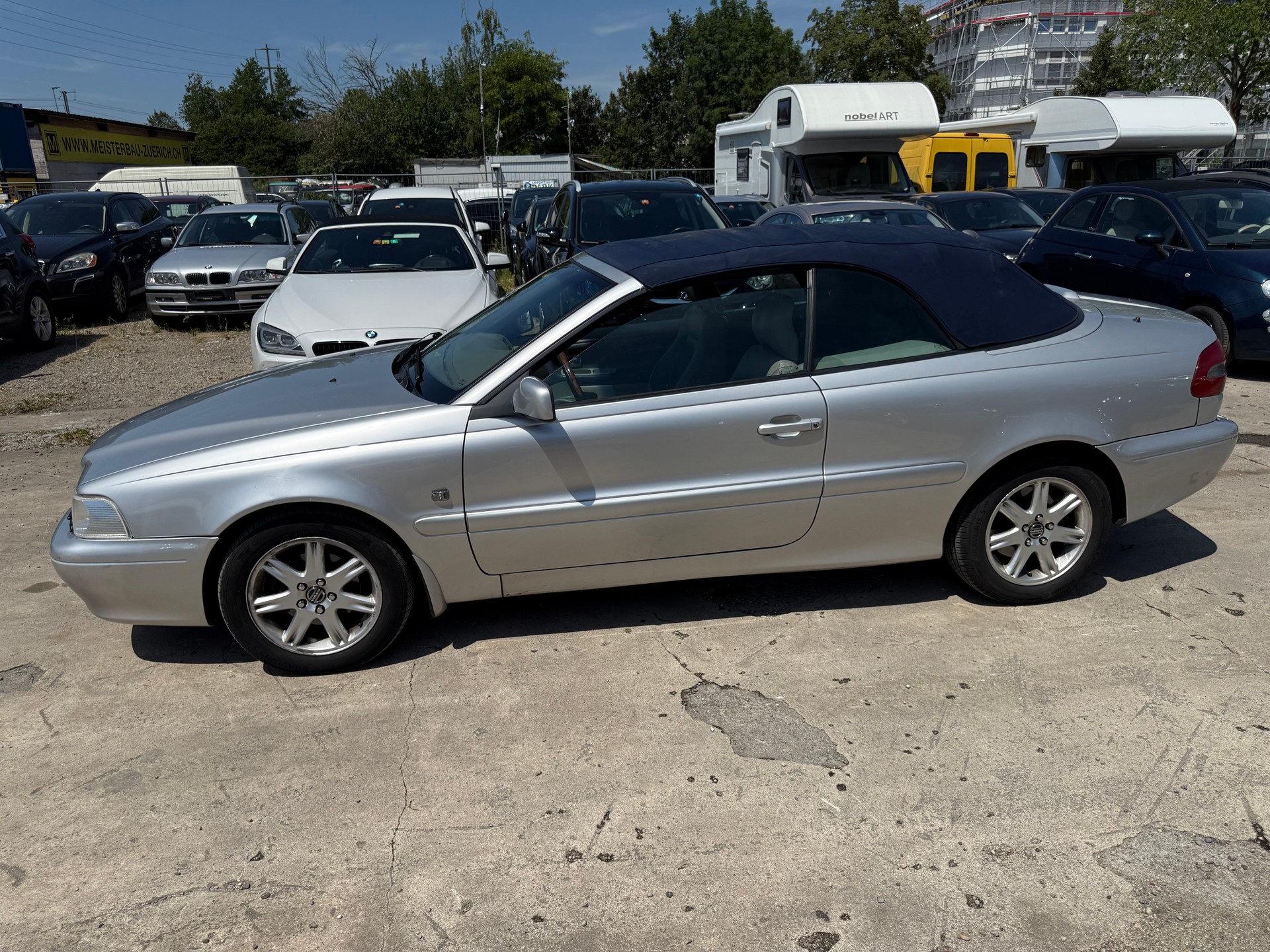 VOLVO C70 Cabriolet 2.4T-image-13