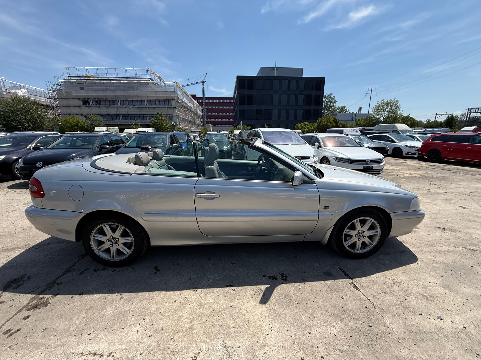 VOLVO C70 Cabriolet 2.4T-image-4