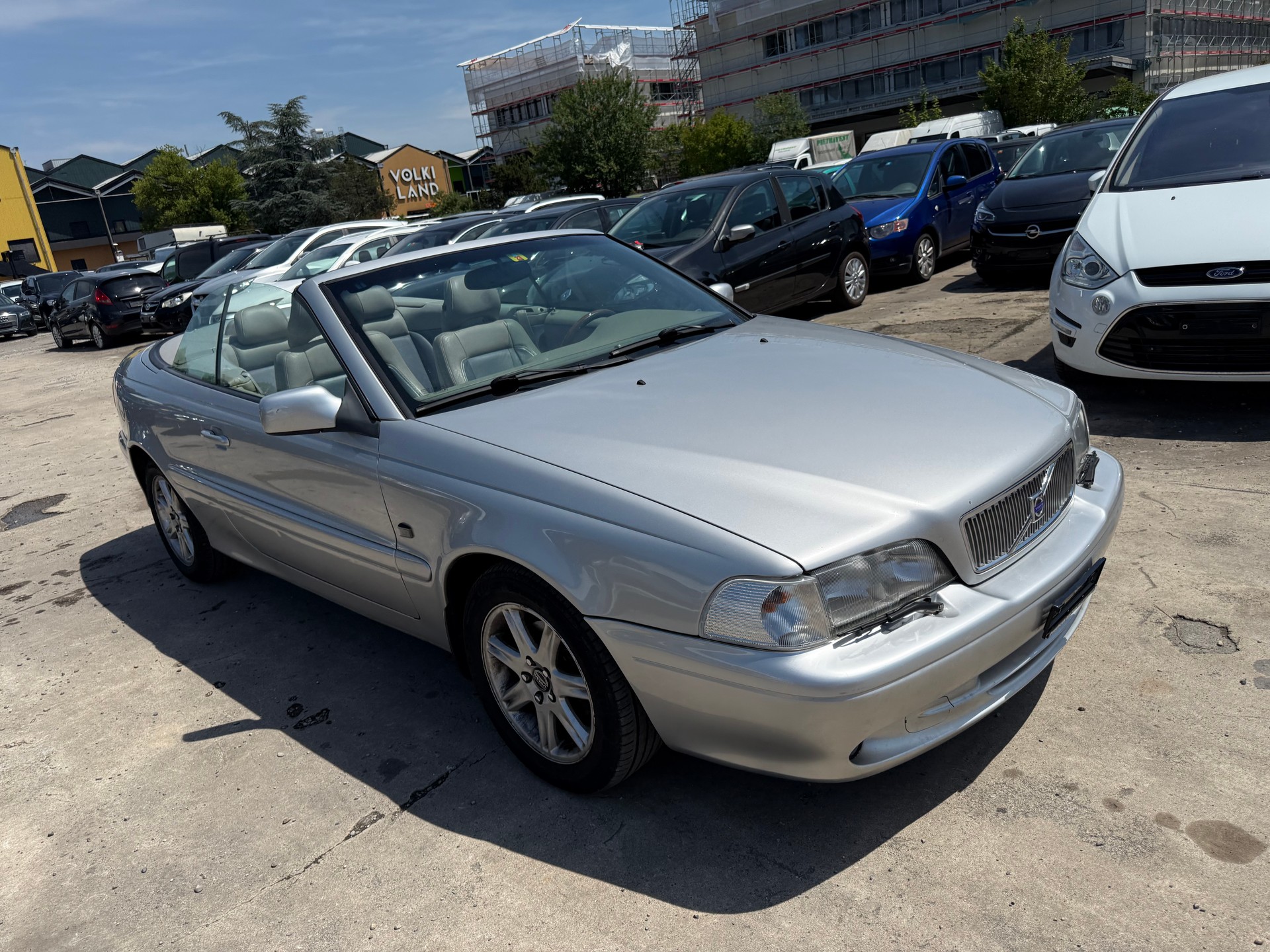 VOLVO C70 Cabriolet 2.4T-image-2