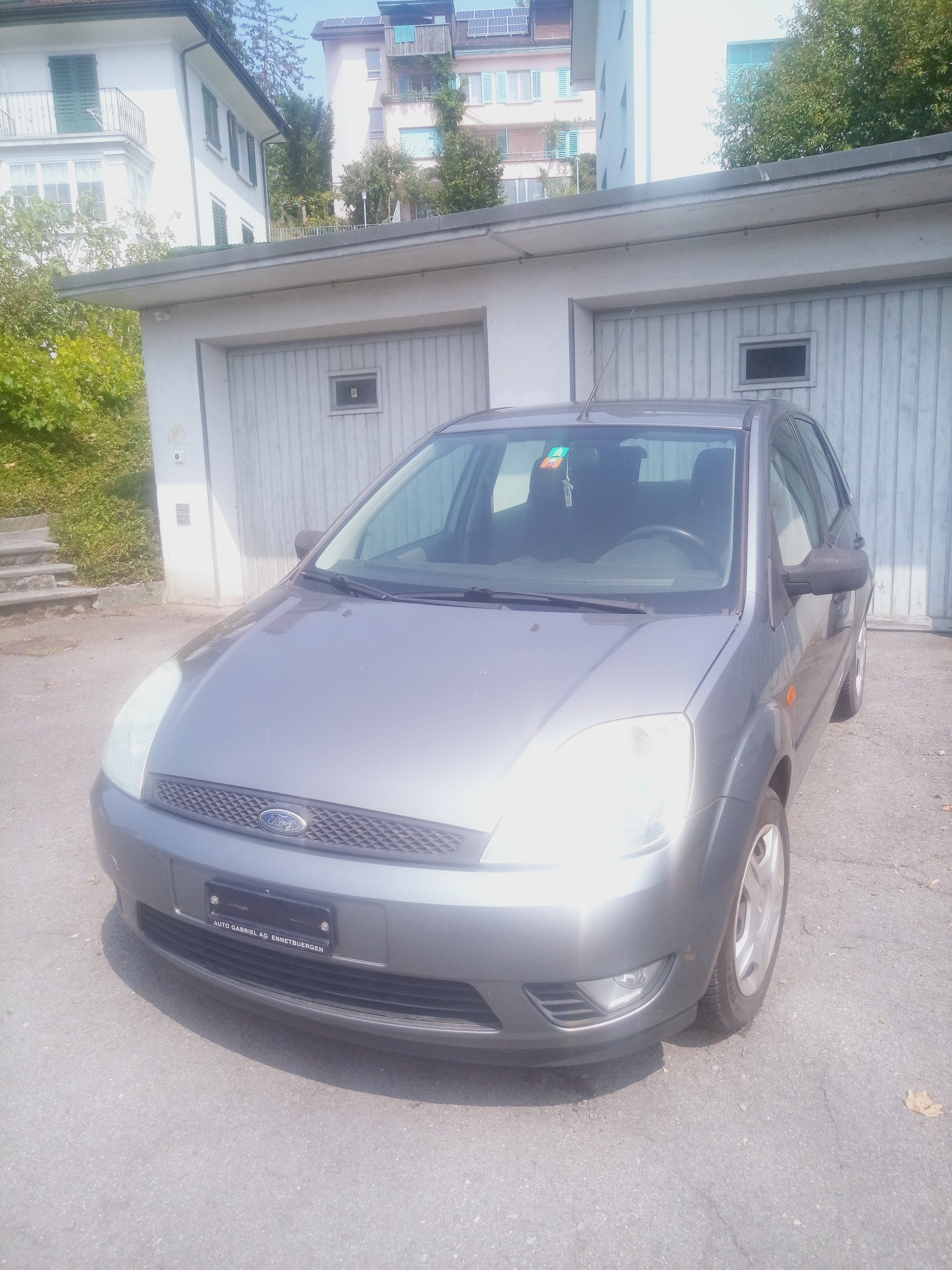 FORD 1.6 16V Ghia-image-0