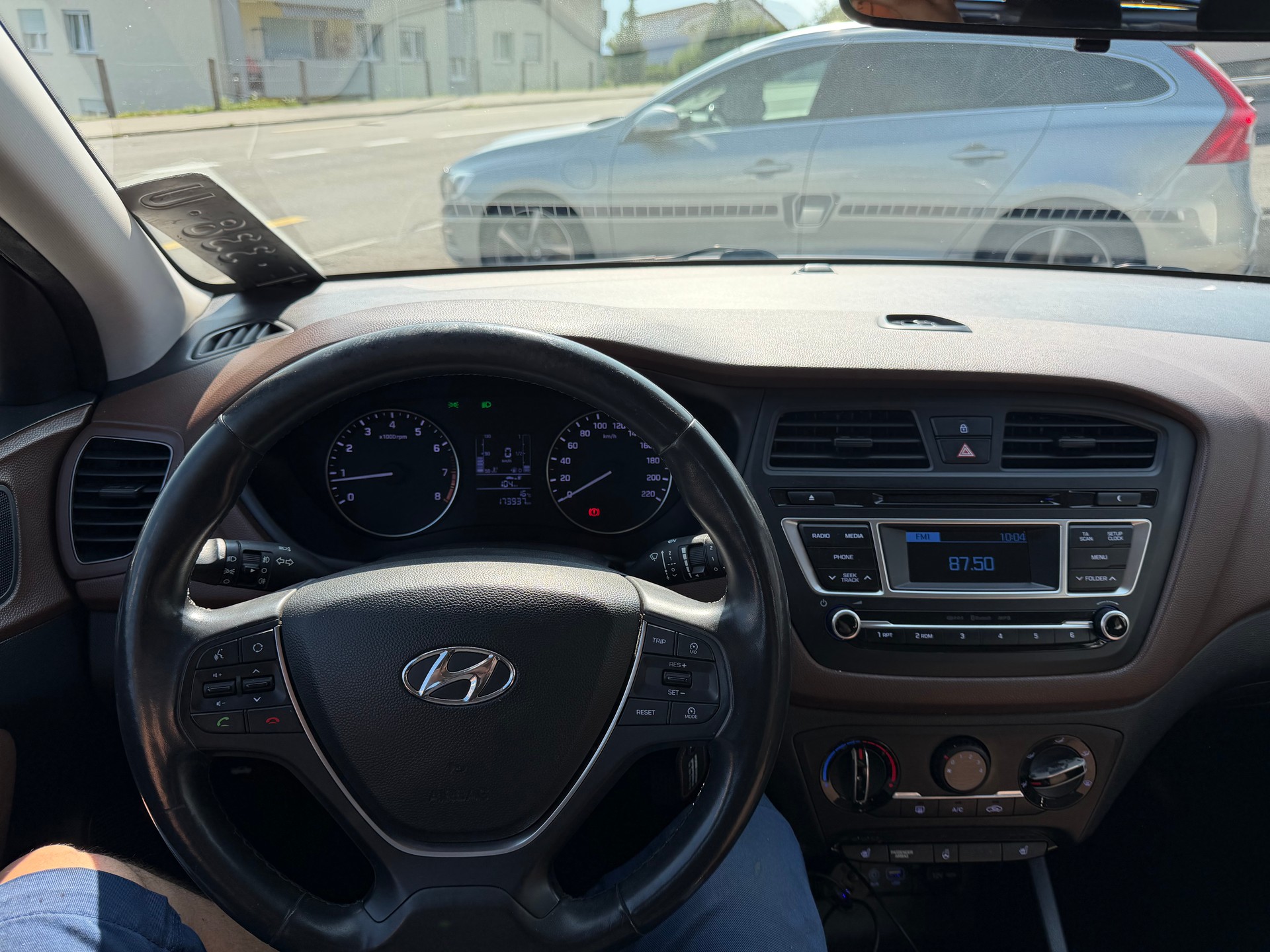 HYUNDAI i20 1.2 Vertex-image-5