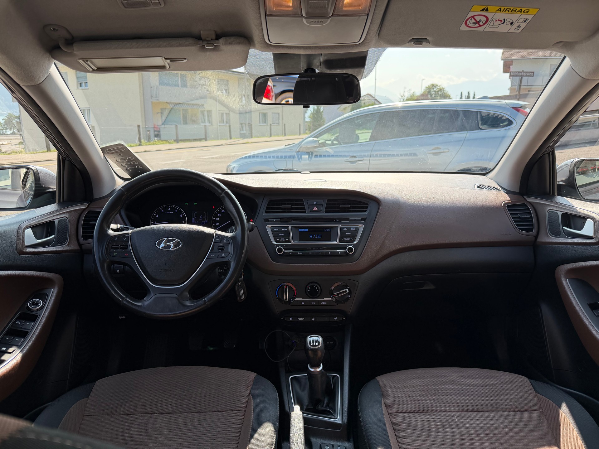 HYUNDAI i20 1.2 Vertex-image-4