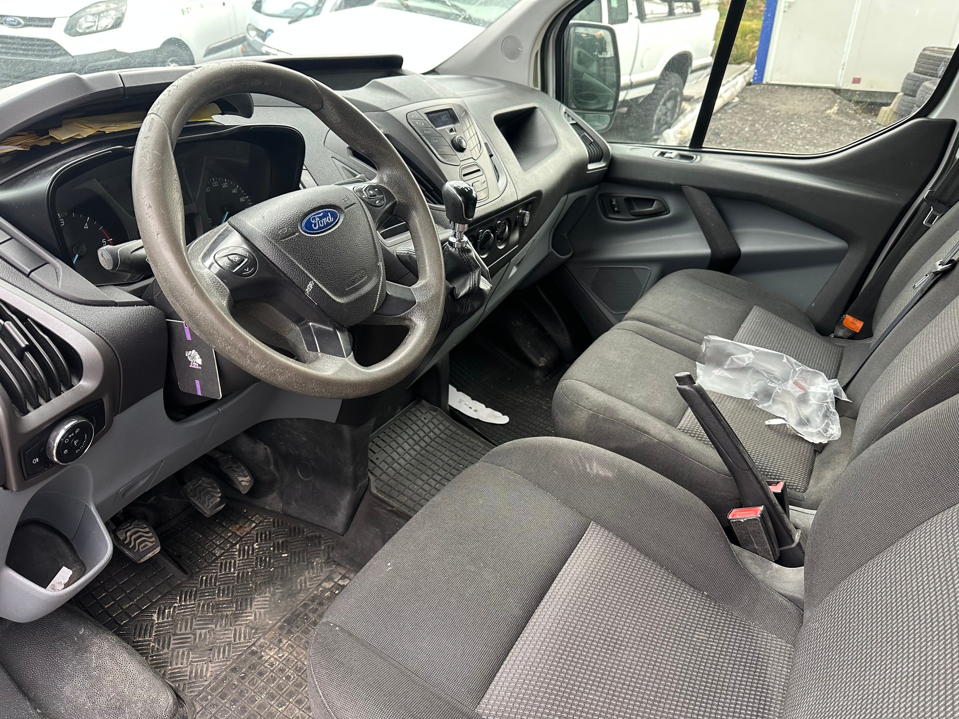 FORD Transit Custom Van 290 L1H1 Level 3-image-1