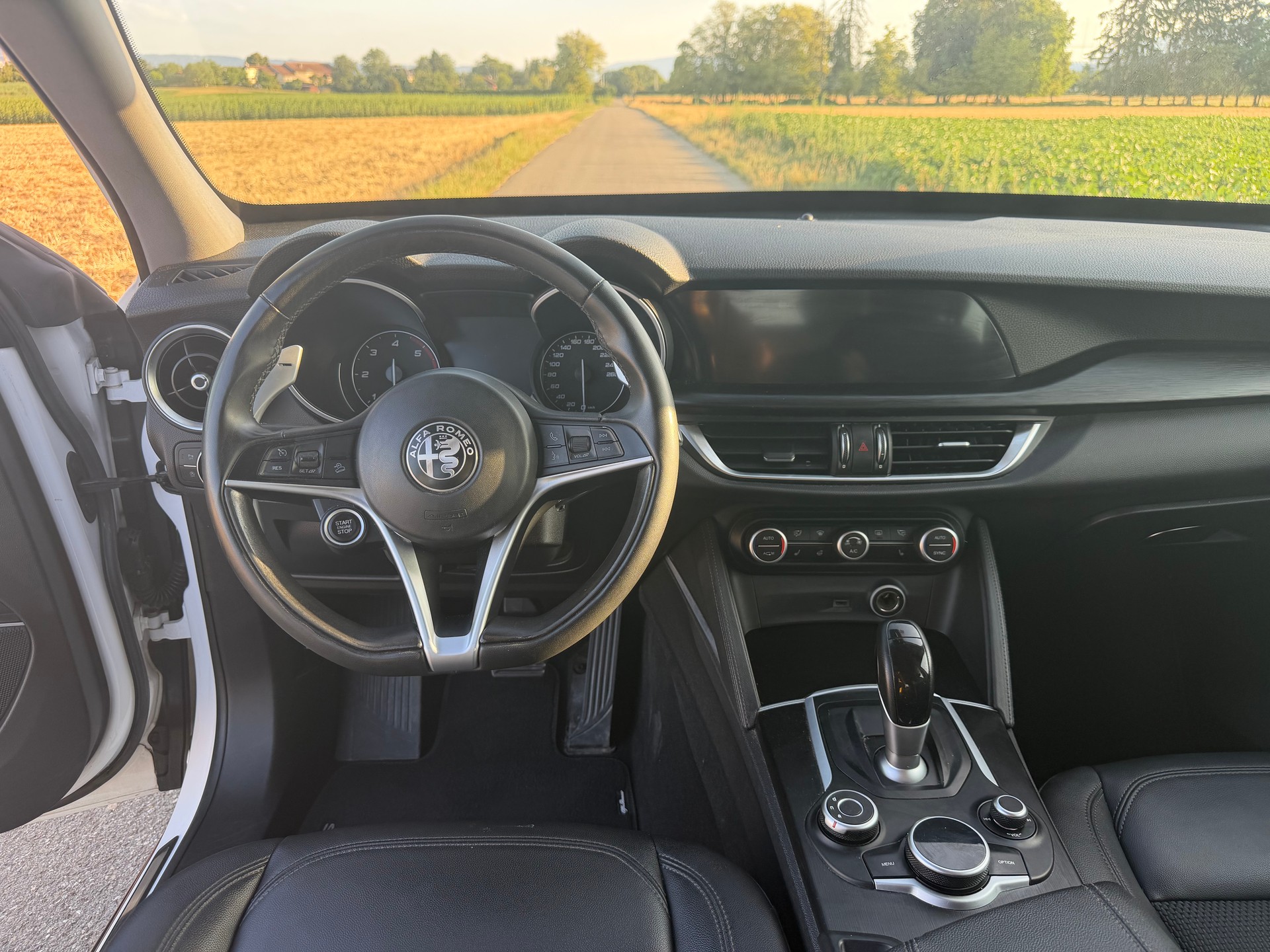 ALFA ROMEO Stelvio 2.2 JTDM Executive Q4 Automatic-image-14