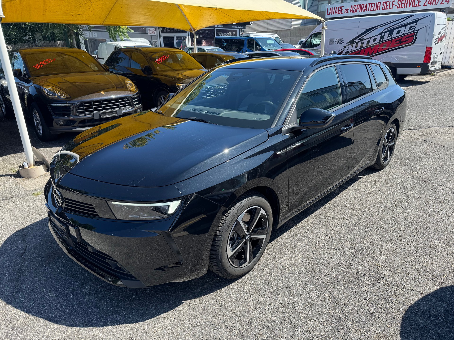 OPEL Astra Sports Tourer 1.2i Turbo MHEV Edition-image-3