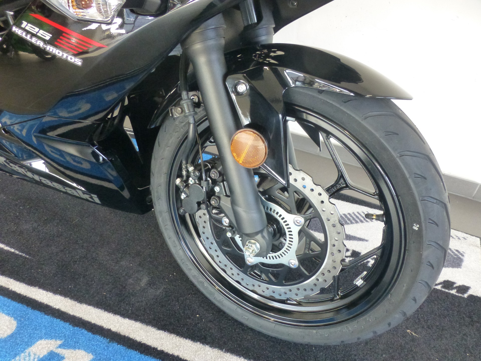 KAWASAKI Ninja 125-image-6