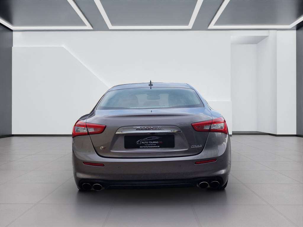 MASERATI Ghibli 3.0 V6 S Q4-image-3