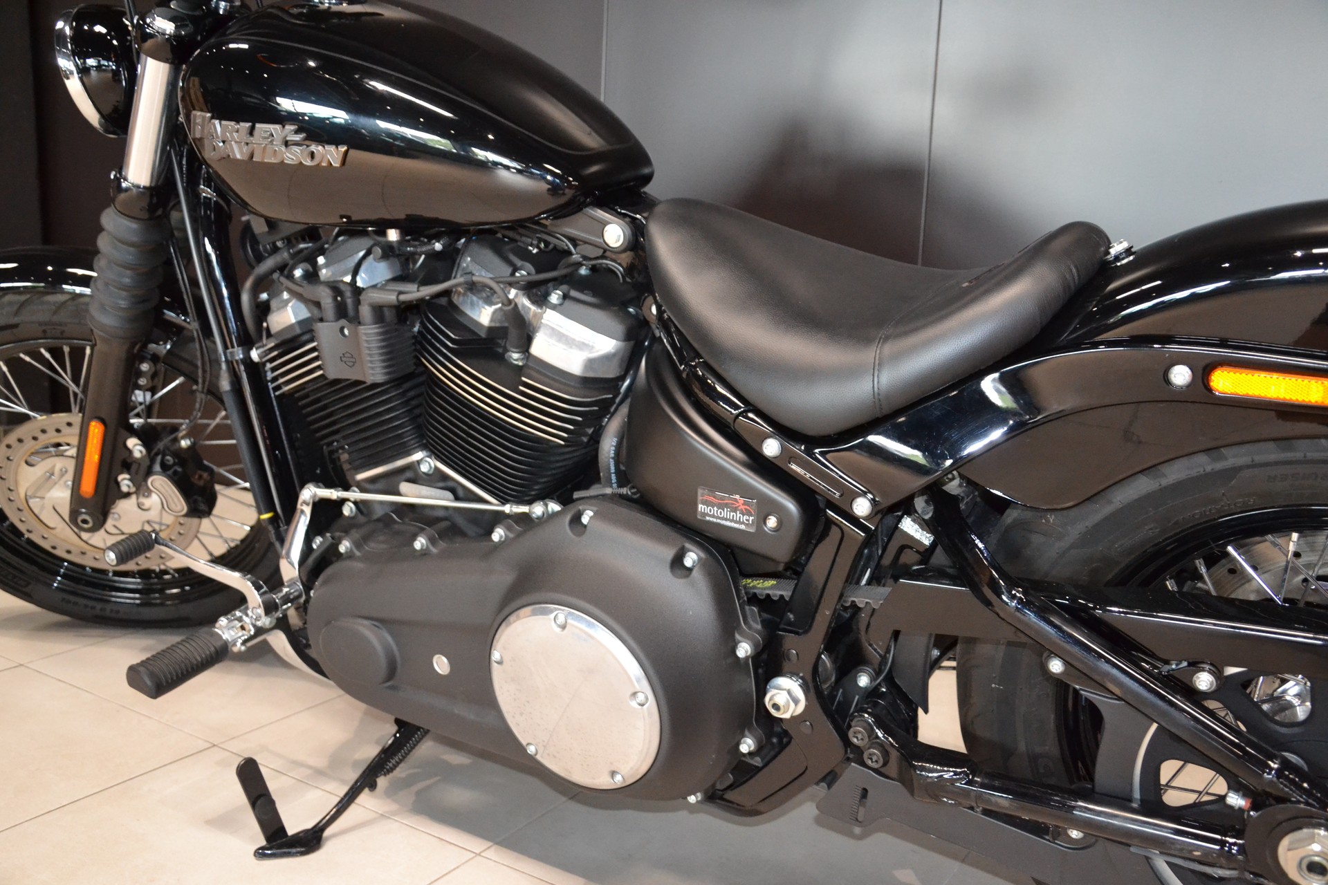 HARLEY-DAVIDSON FXBB Street Bob 107 ABS-image-9