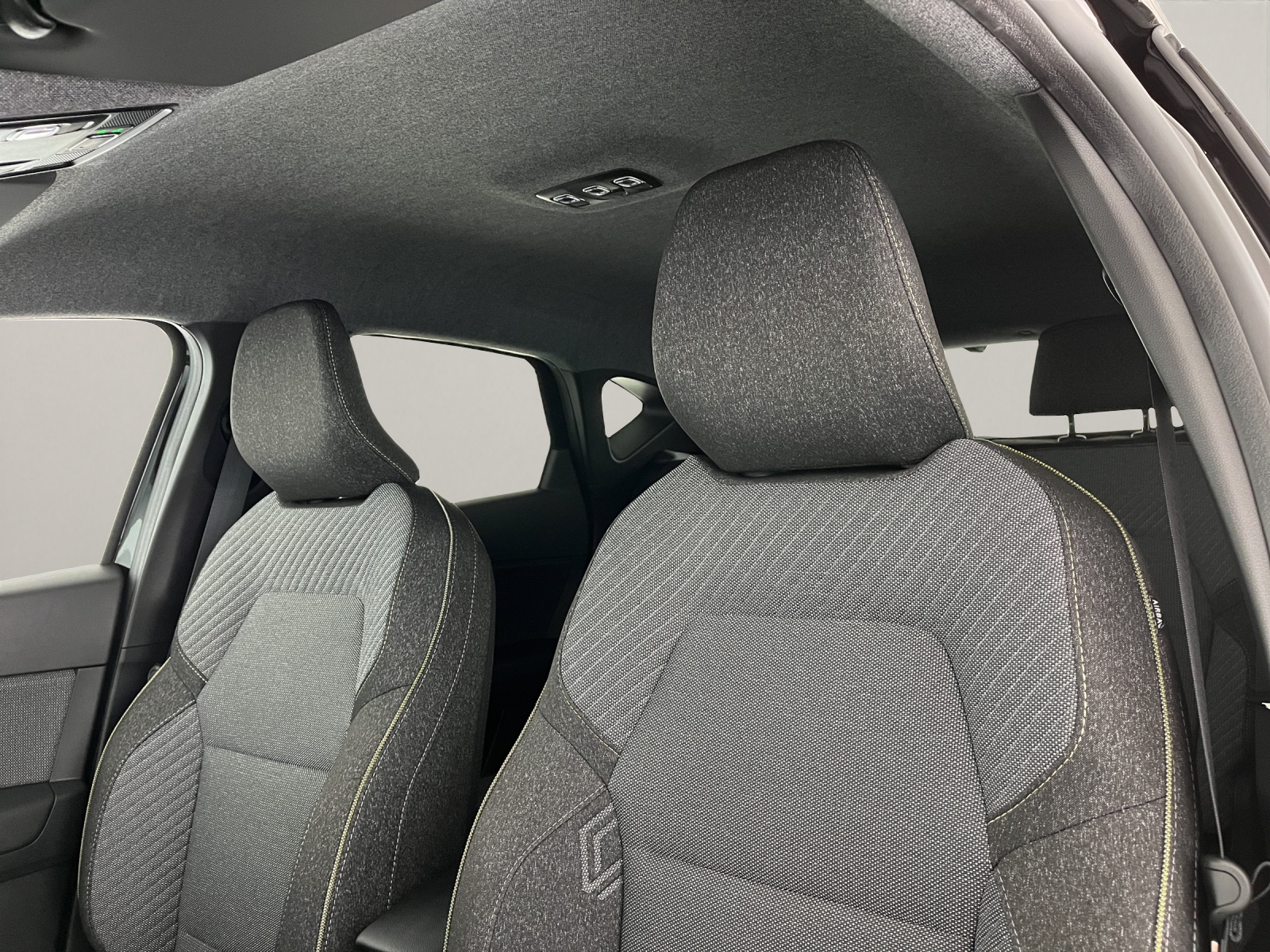 RENAULT Captur 1.8 E-Tech techno-image-14