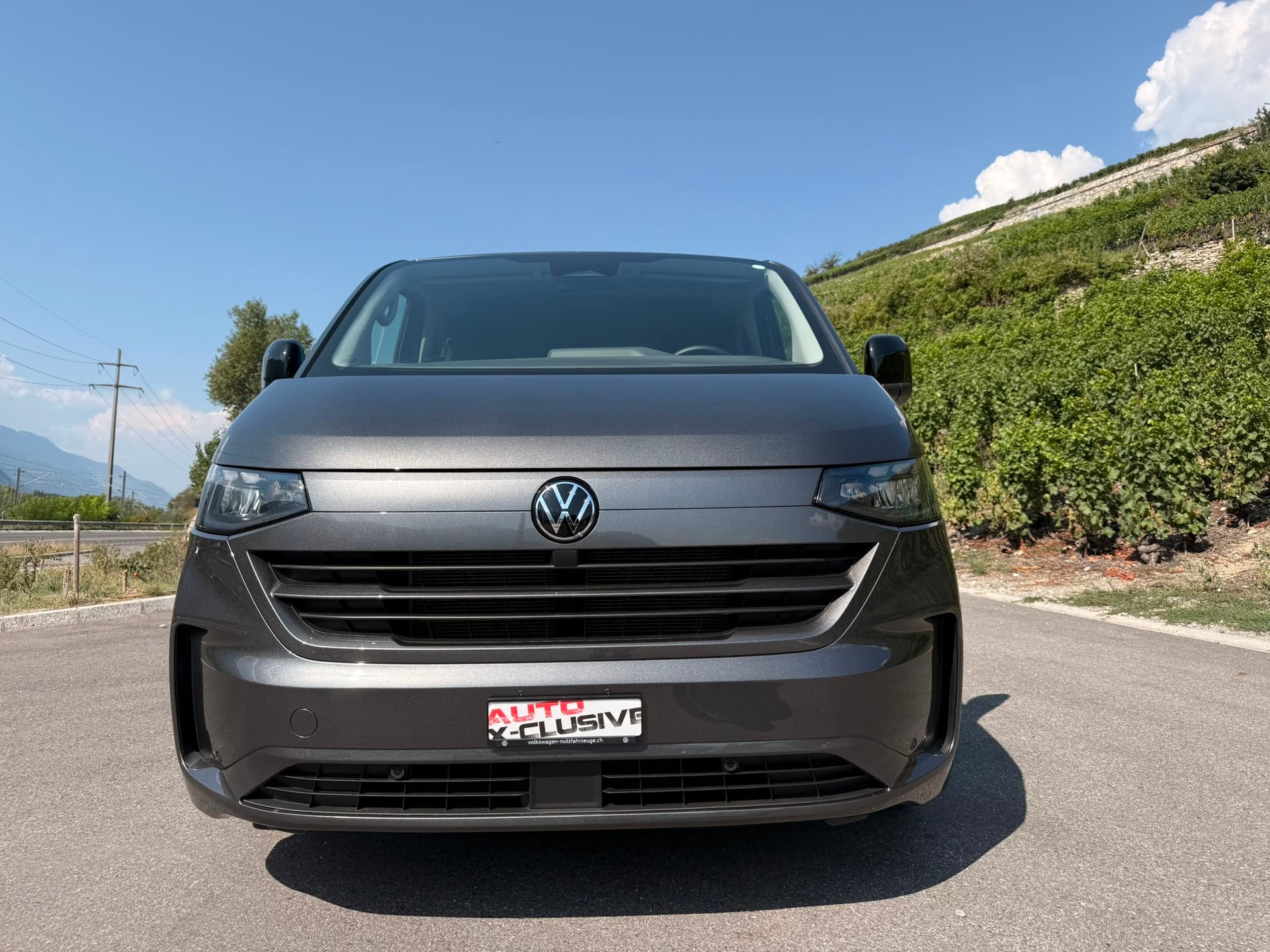 VW Caravelle 2.0 TDI Life LWB 4 Motion Aut 8-image-1