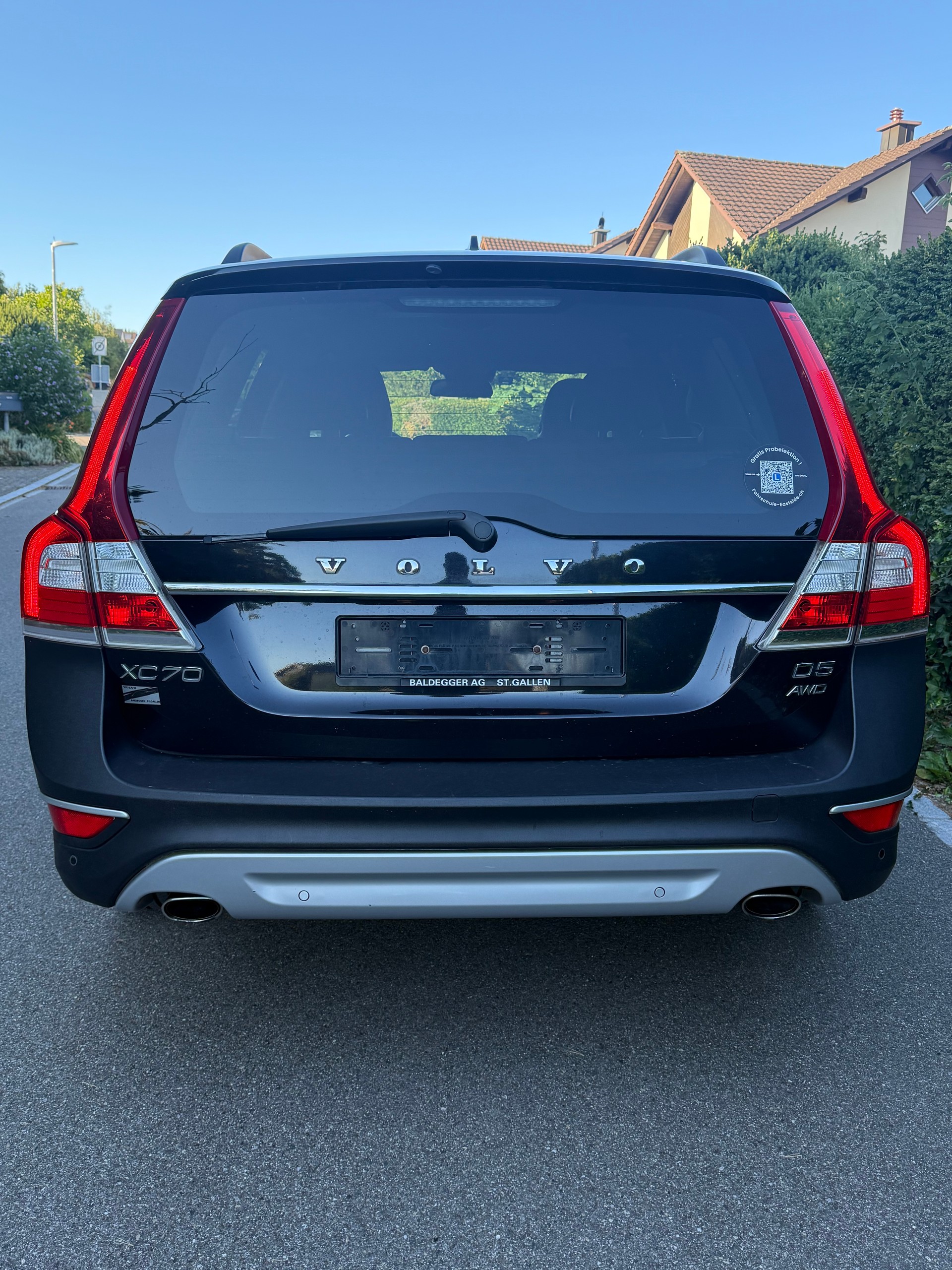 VOLVO XC70 D5 AWD Momentum Geartronic-image-7