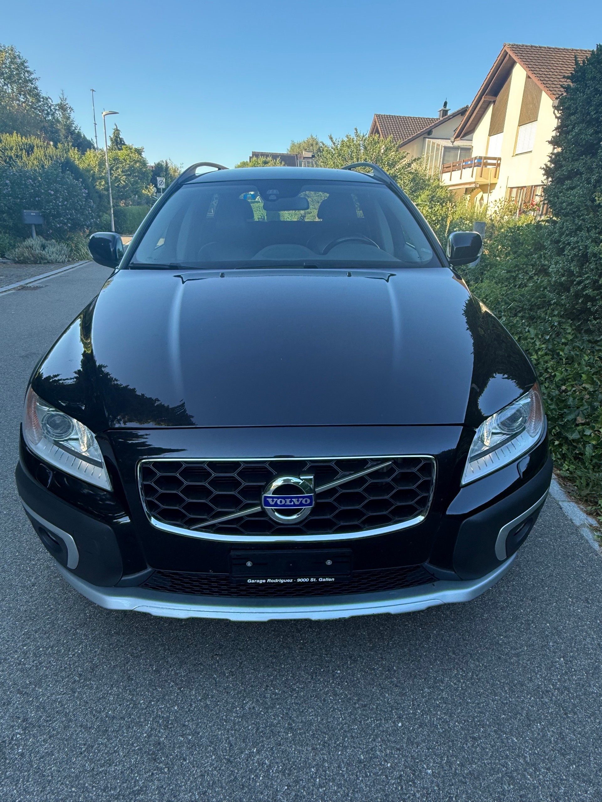 VOLVO XC70 D5 AWD Momentum Geartronic-image-4