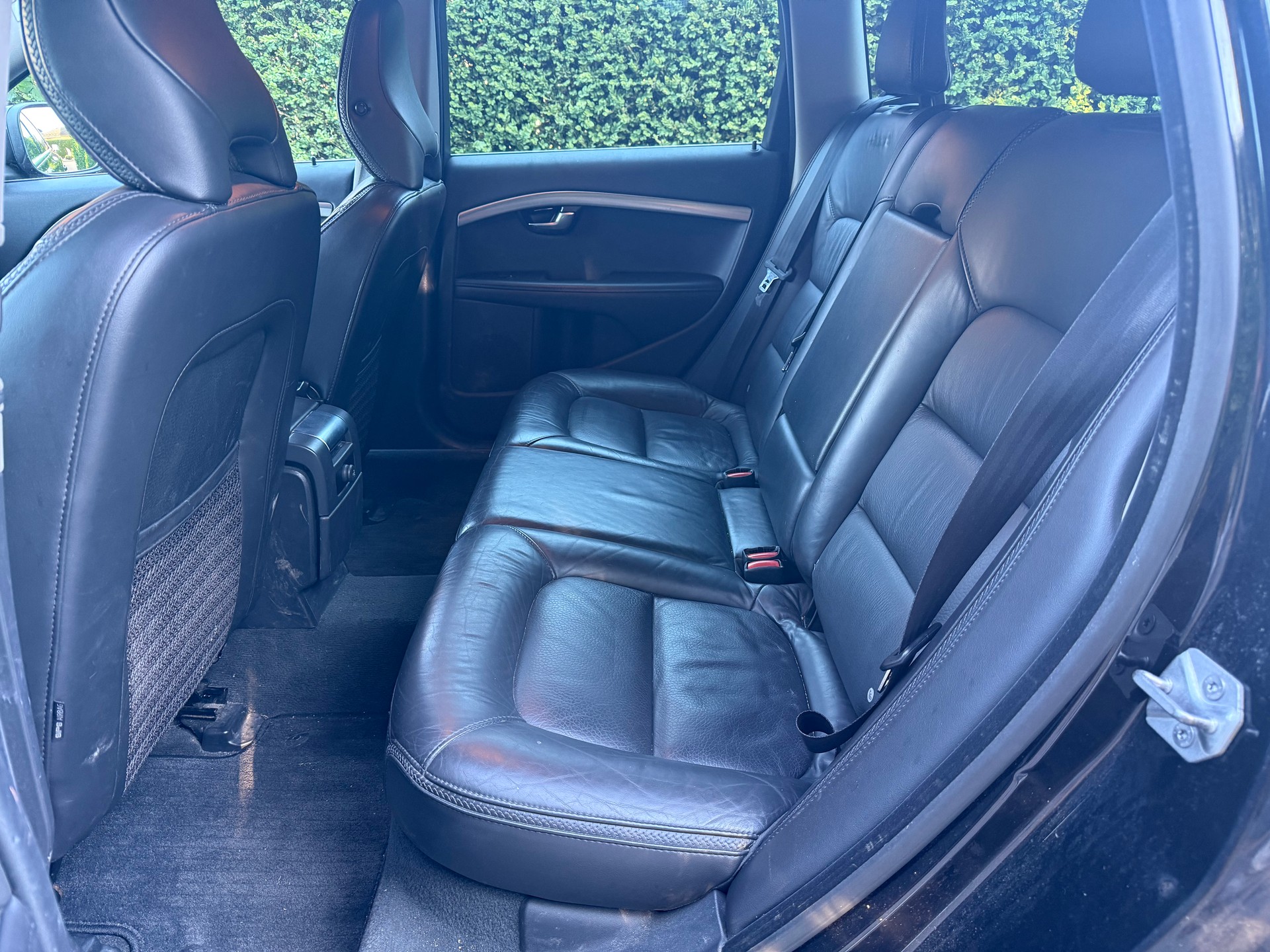 VOLVO XC70 D5 AWD Momentum Geartronic-image-11