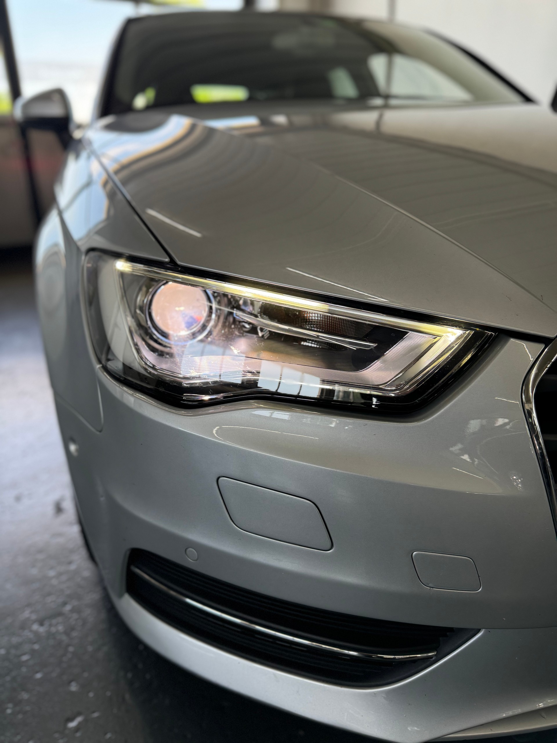 AUDI A3 Sportback 1.4 TFSI Ambition S-tronic-image-2