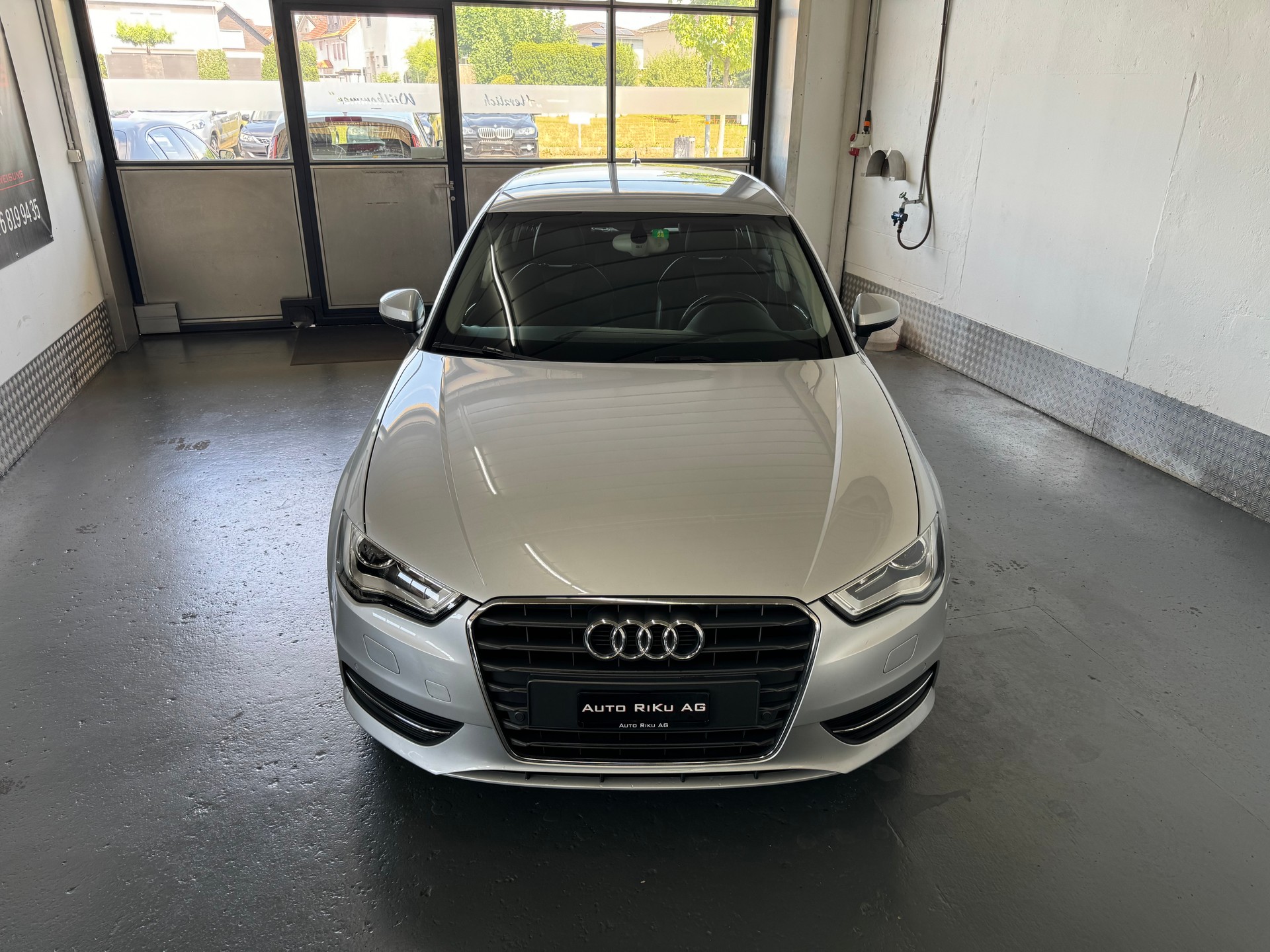 AUDI A3 Sportback 1.4 TFSI Ambition S-tronic-image-3