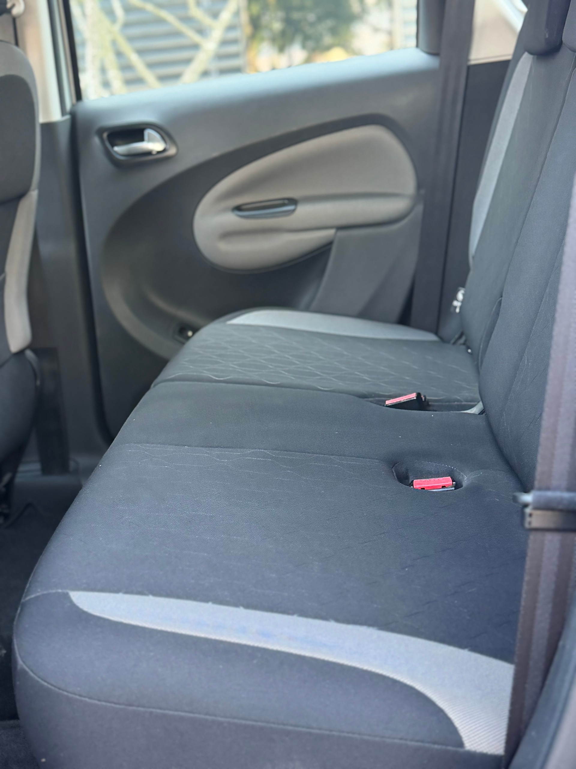 CITROEN C3 Picasso 1.6 HDi Exclusive-image-9