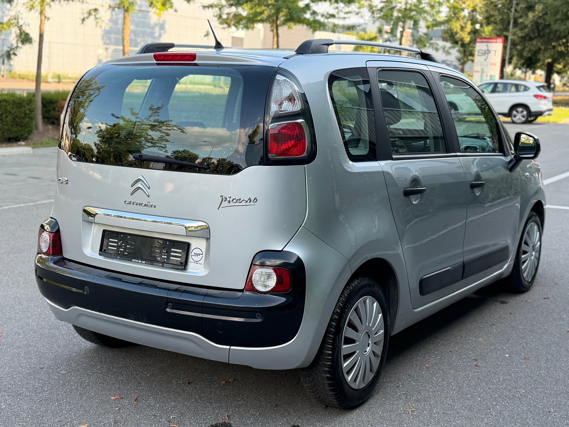 CITROEN C3 Picasso 1.6 HDi Exclusive-image-3