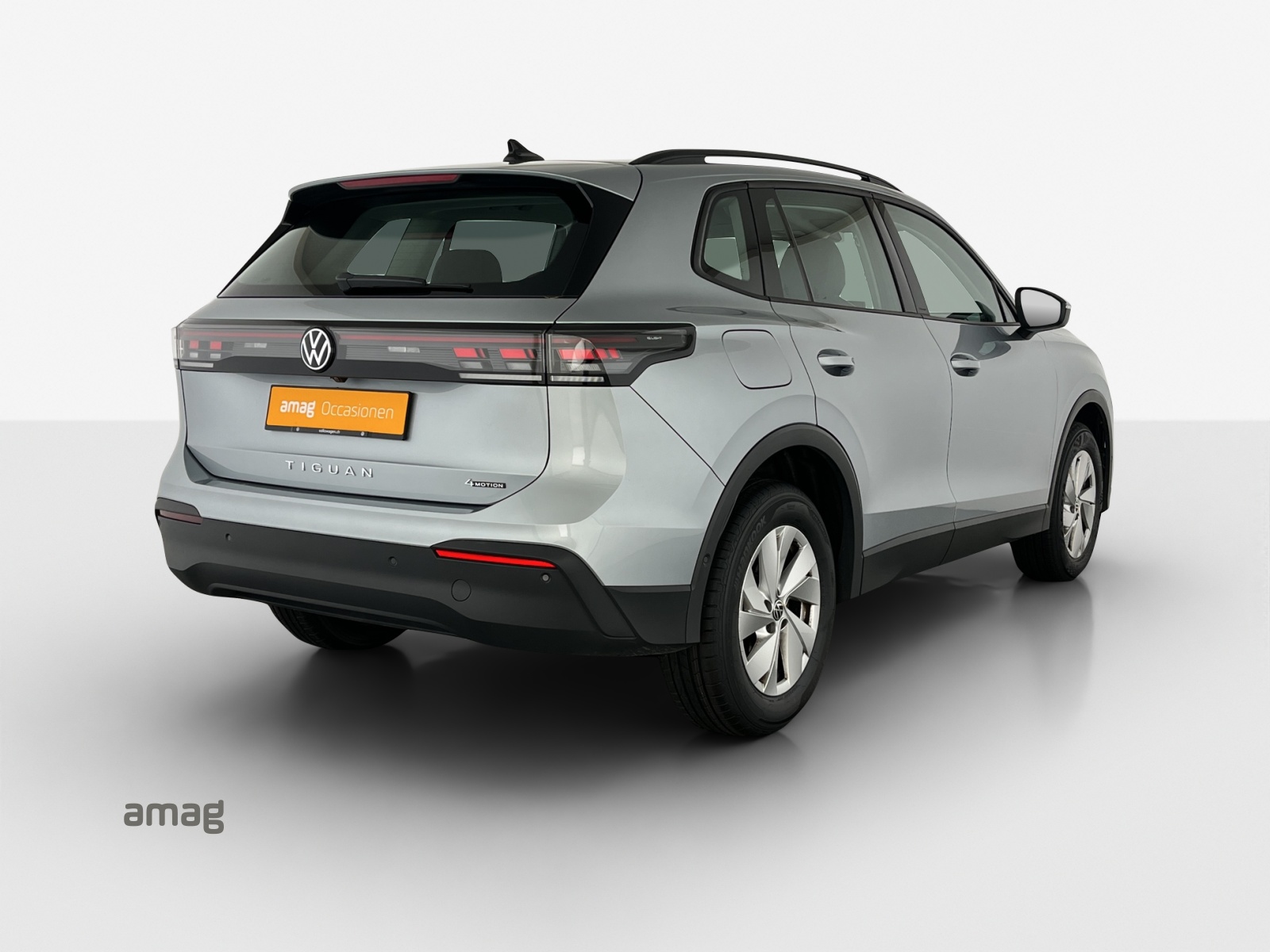 VW Tiguan 2.0 TSI DSG Life 4Motion-image-4