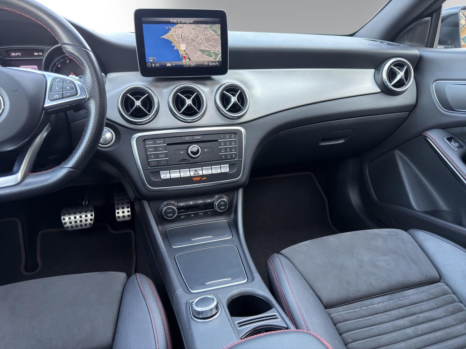 MERCEDES-BENZ CLA 220 AMG Line 4Matic-image-7