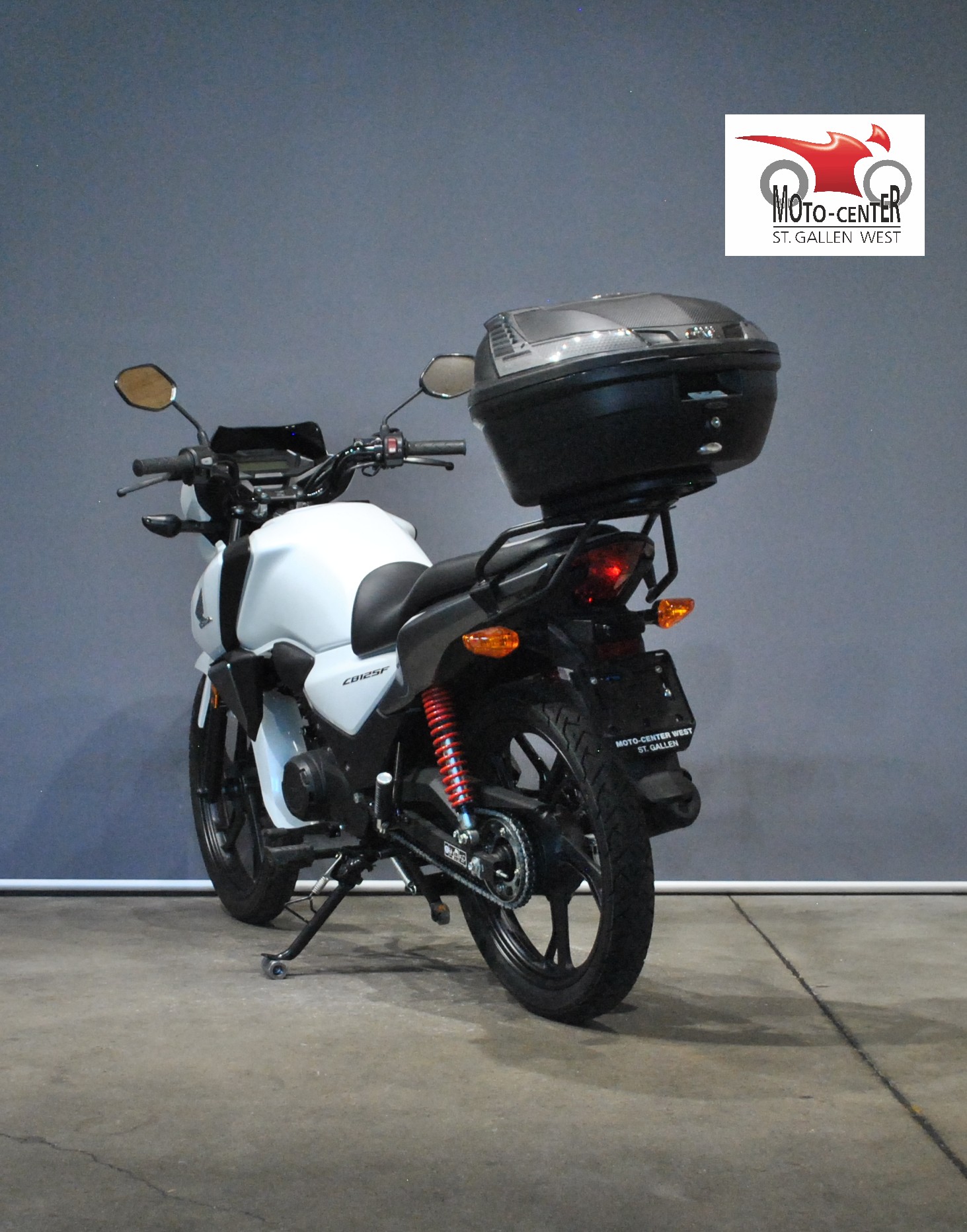 HONDA CBF 125 M-showroom-element-3