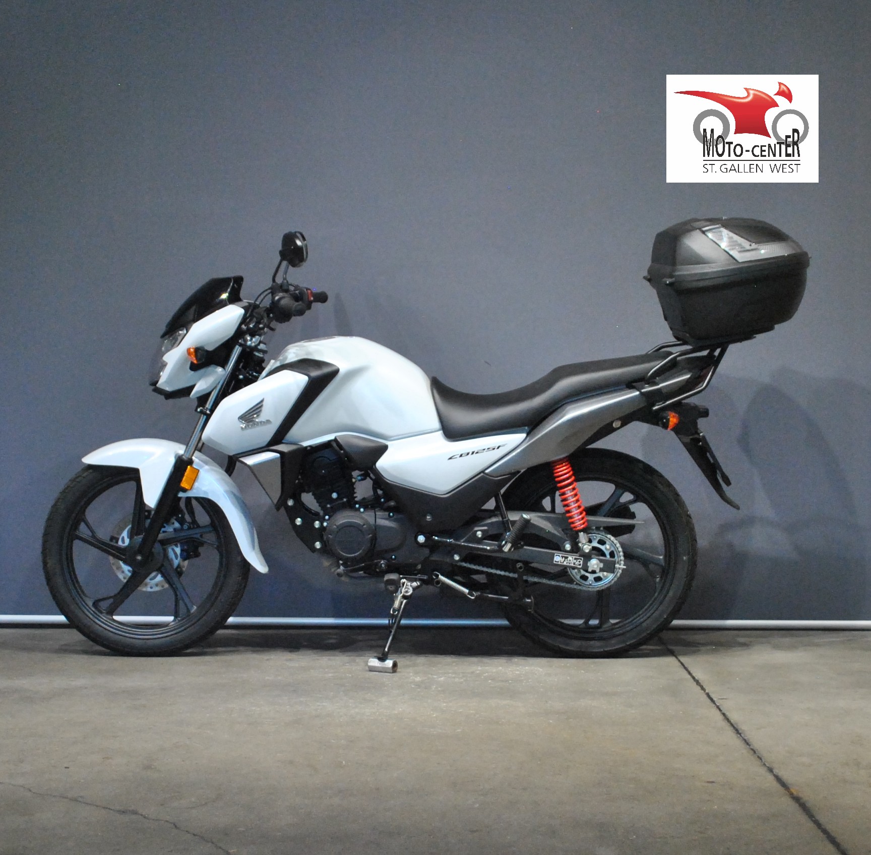 HONDA CBF 125 M-showroom-element-2