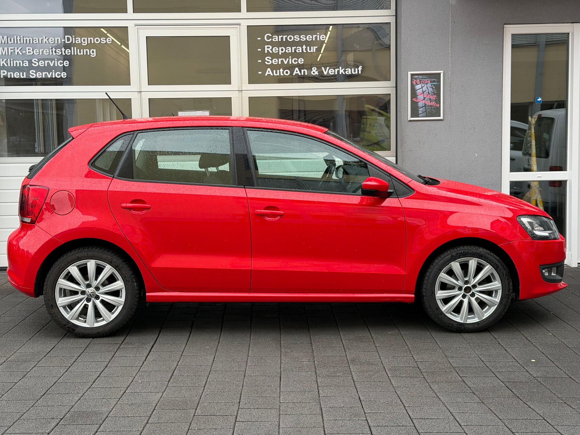 VW Polo 1.2 TSI Trendline DSG*Ab MFK&Service*Sitzheizung*Parksensoren*Gr. Display*-image-5