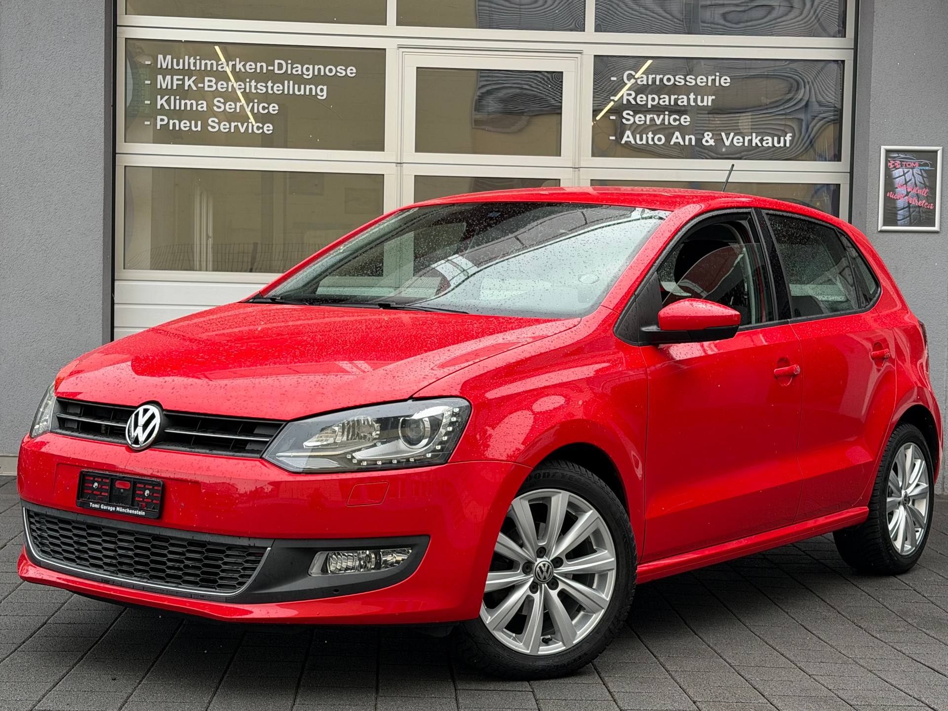 VW Polo 1.2 TSI Trendline DSG*Ab MFK&Service*Sitzheizung*Parksensoren*Gr. Display*-image-0